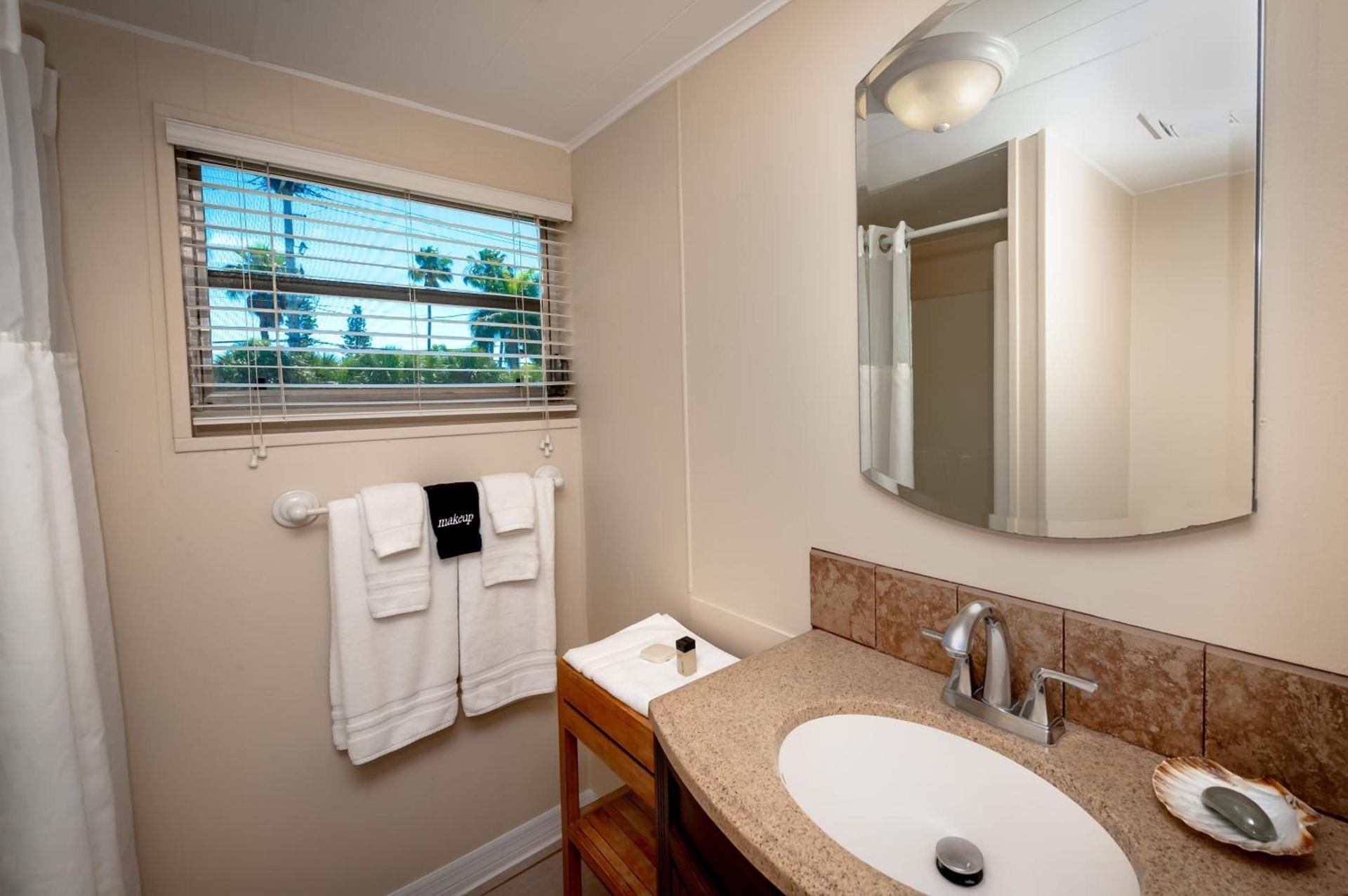 Cedar Cove Resort & Cottages photo 62