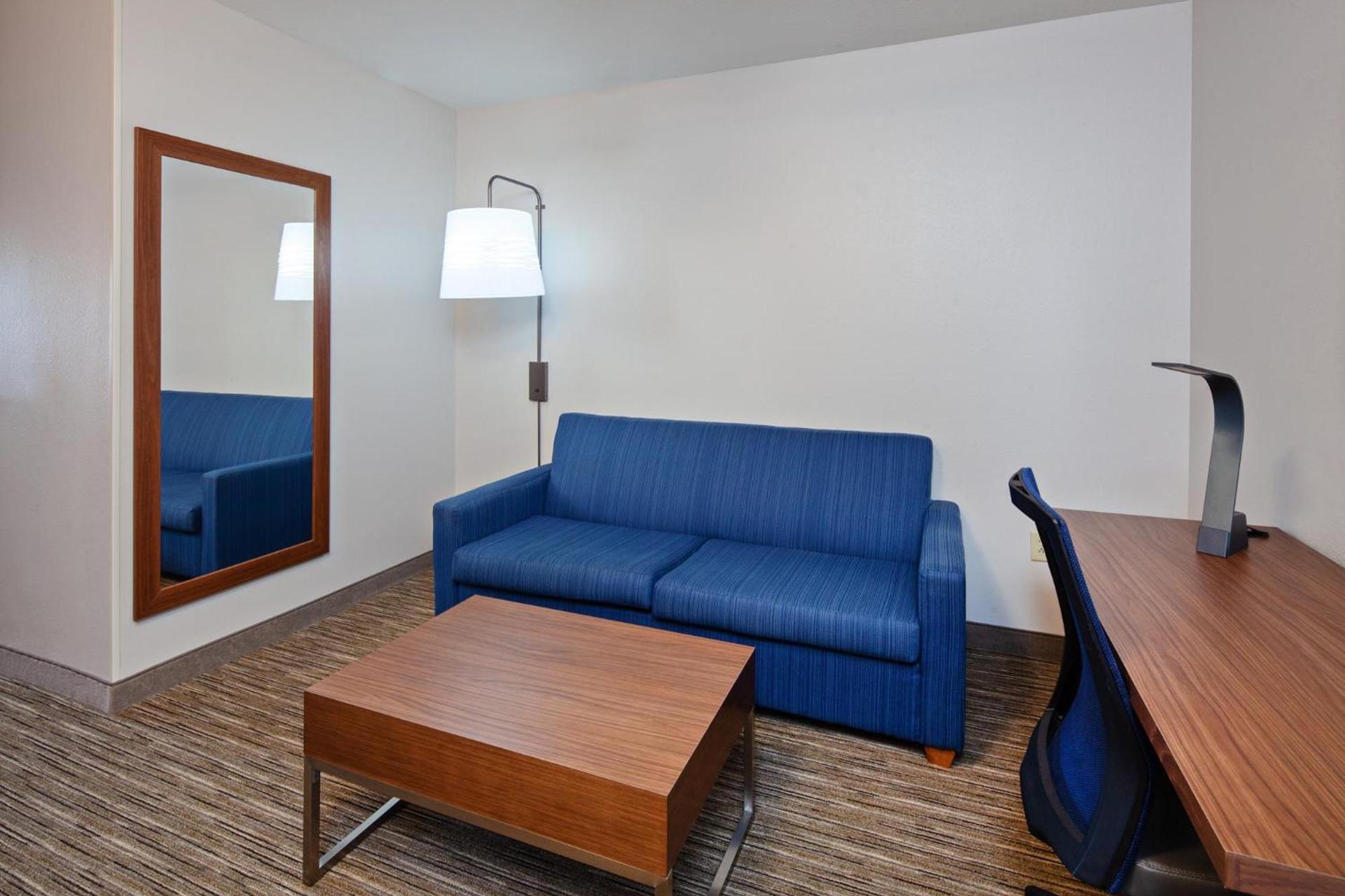 Holiday Inn Express & Suites Rancho Mirage - Palm Spgs Area by IHG photo 8