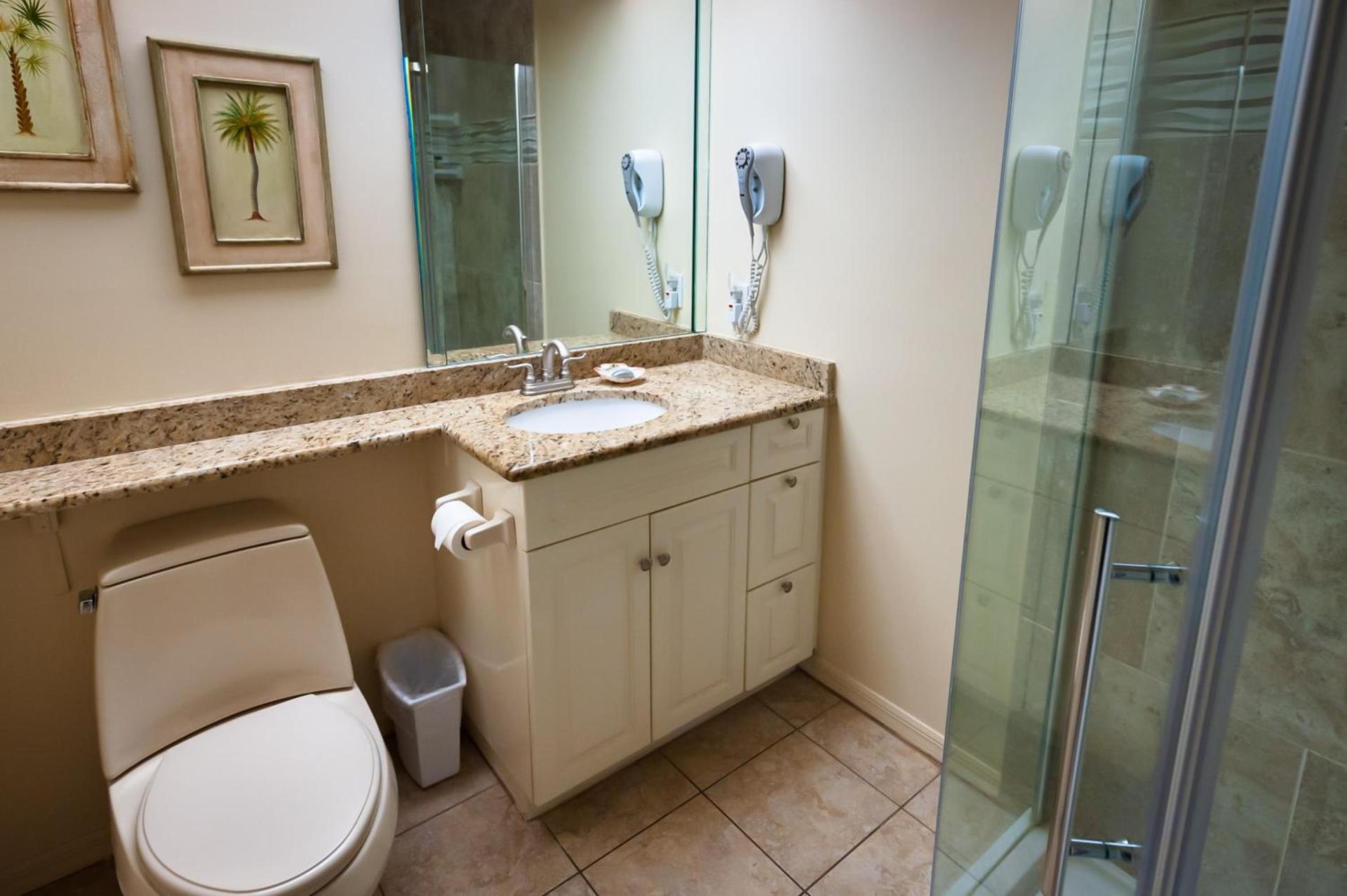 Cedar Cove Resort & Cottages photo 25