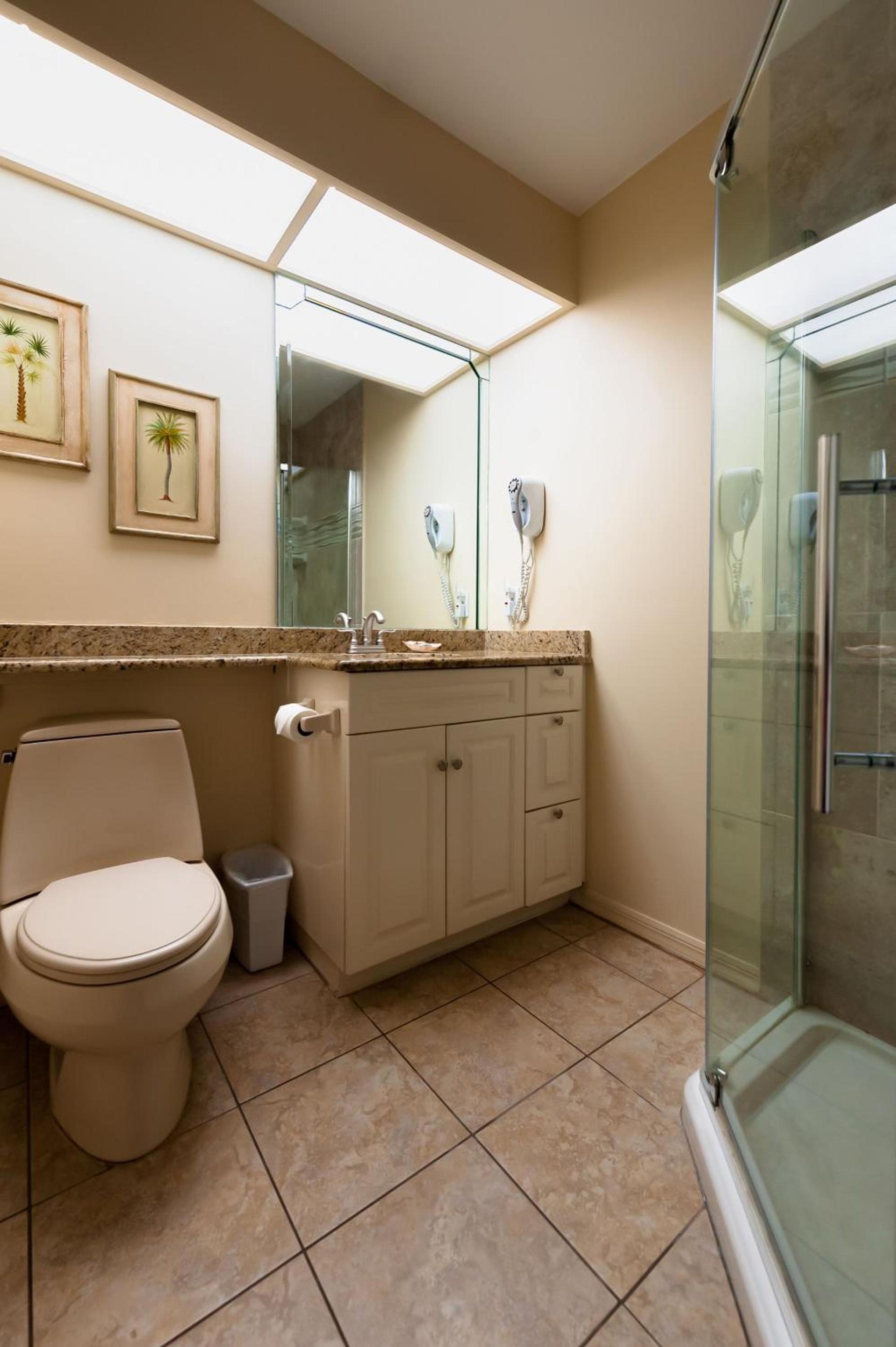 Cedar Cove Resort & Cottages photo 26