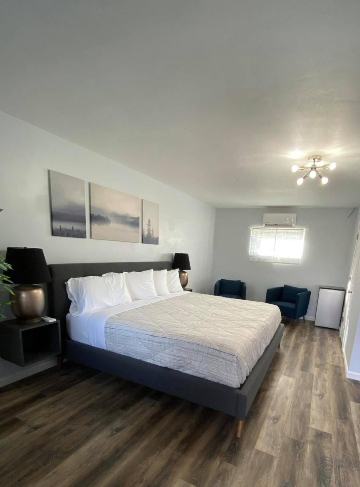Veda Inn & Cottages photo 64