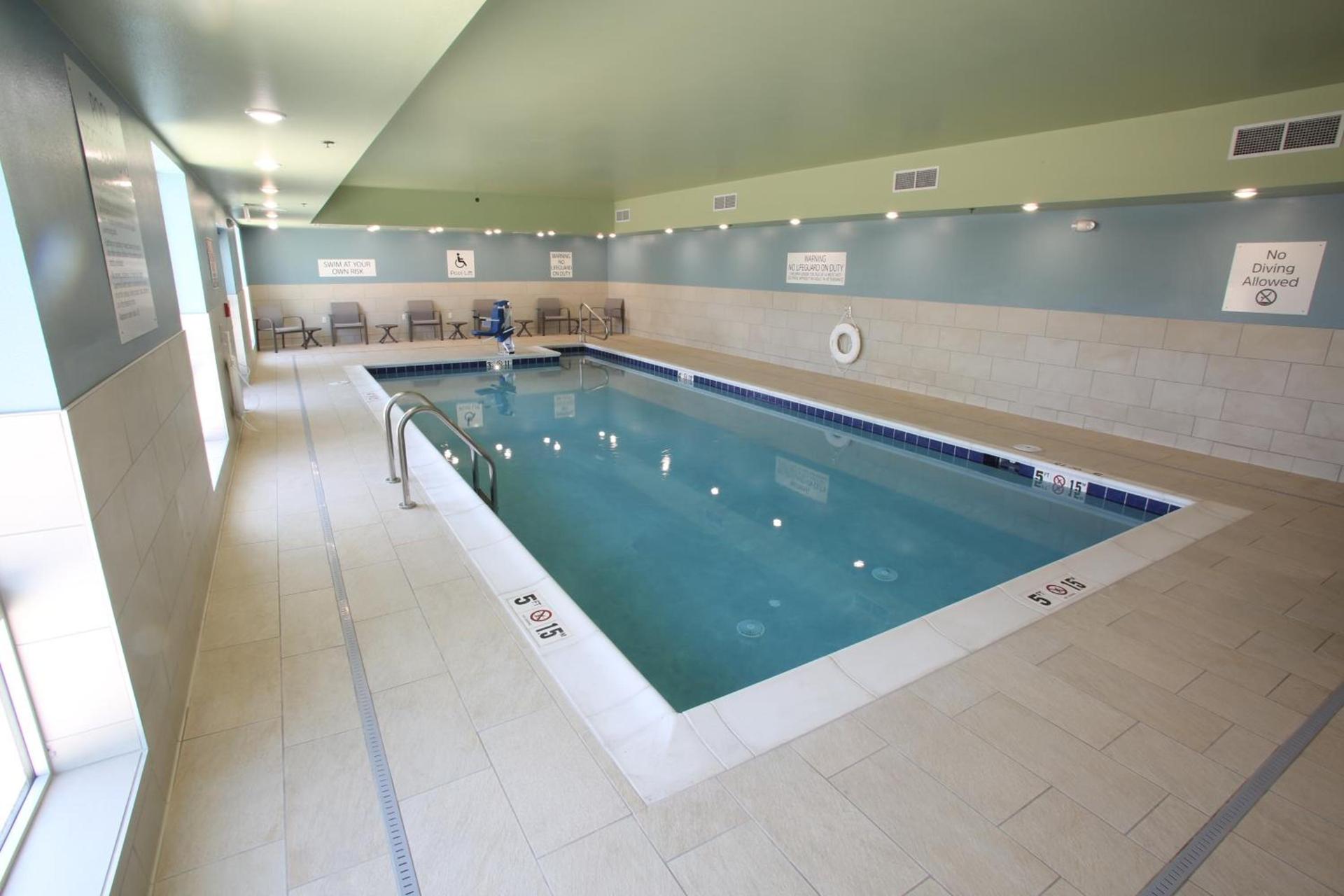 Holiday Inn Express - McCook by IHG photo 10
