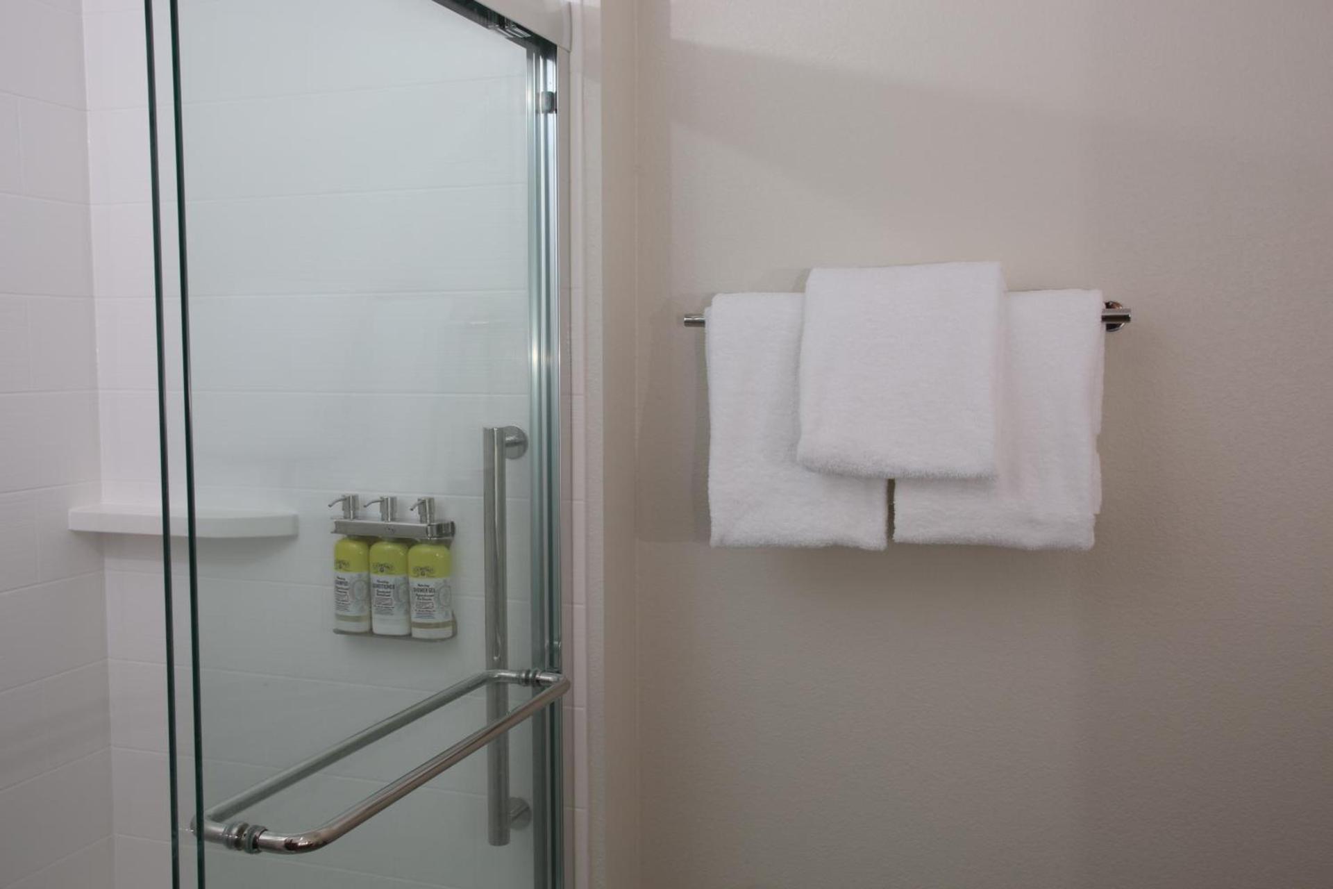 Holiday Inn Express - McCook by IHG photo 12