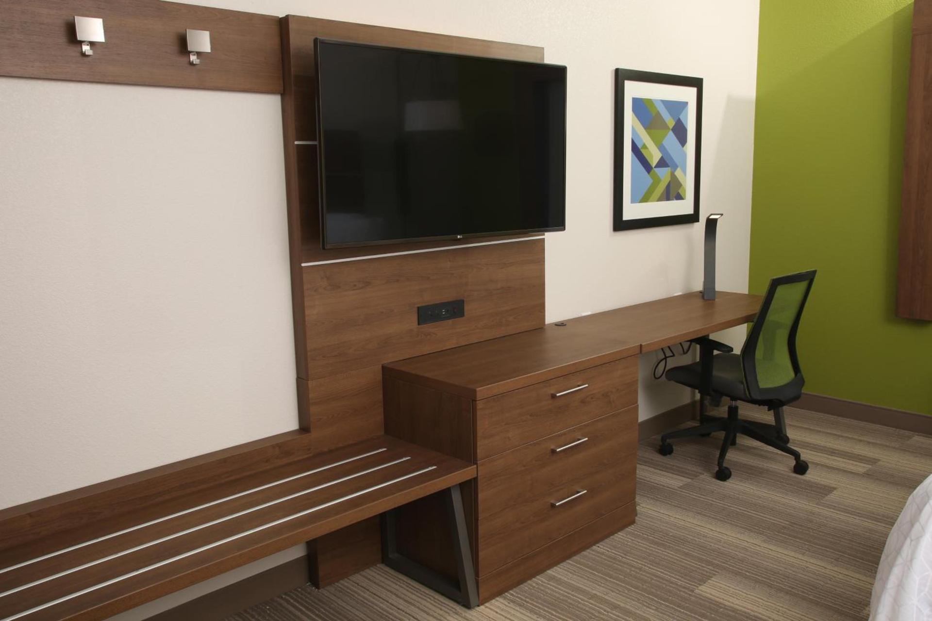 Holiday Inn Express - McCook by IHG photo 14