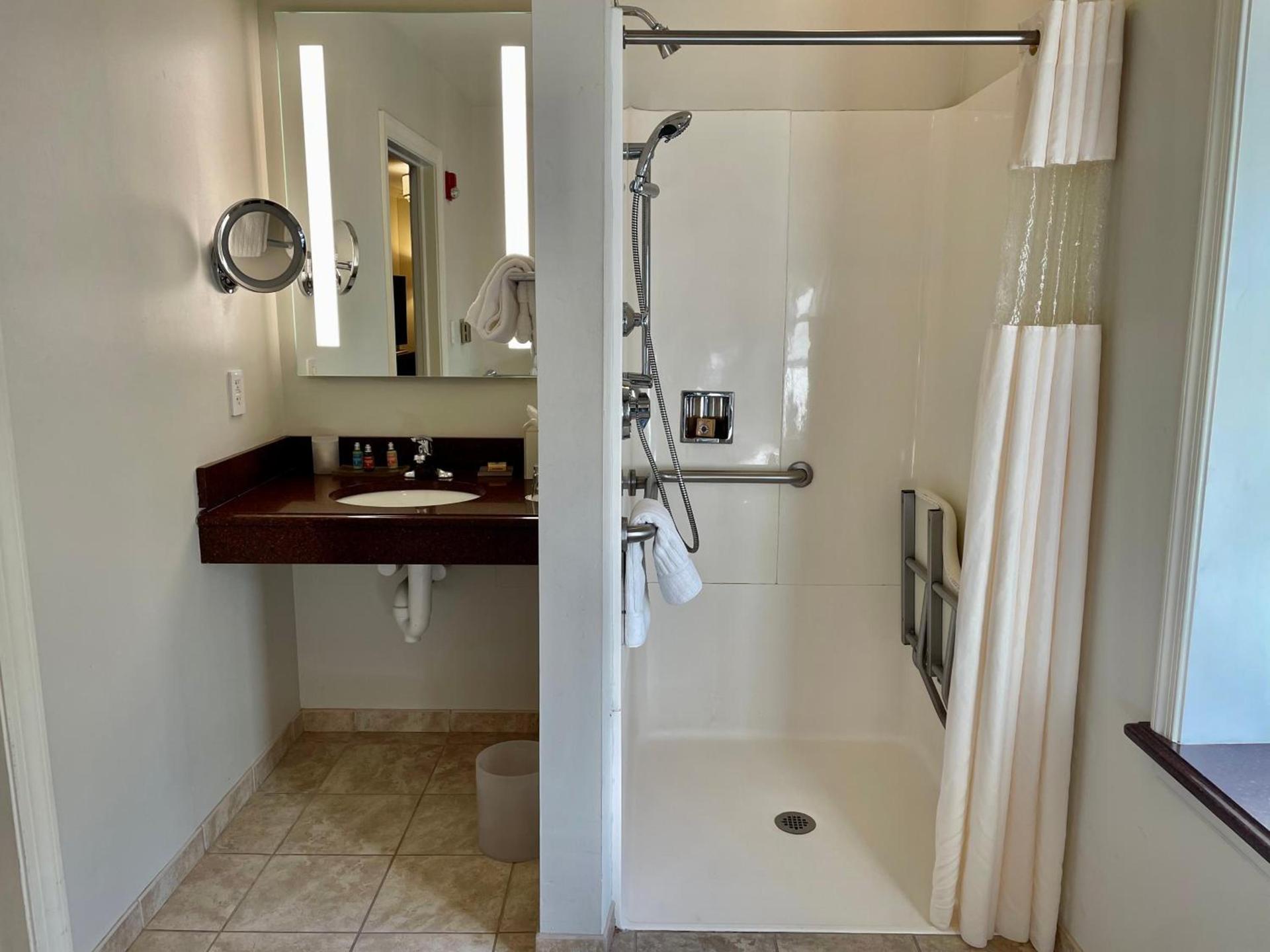 Chestnut Hill Hotel photo 5
