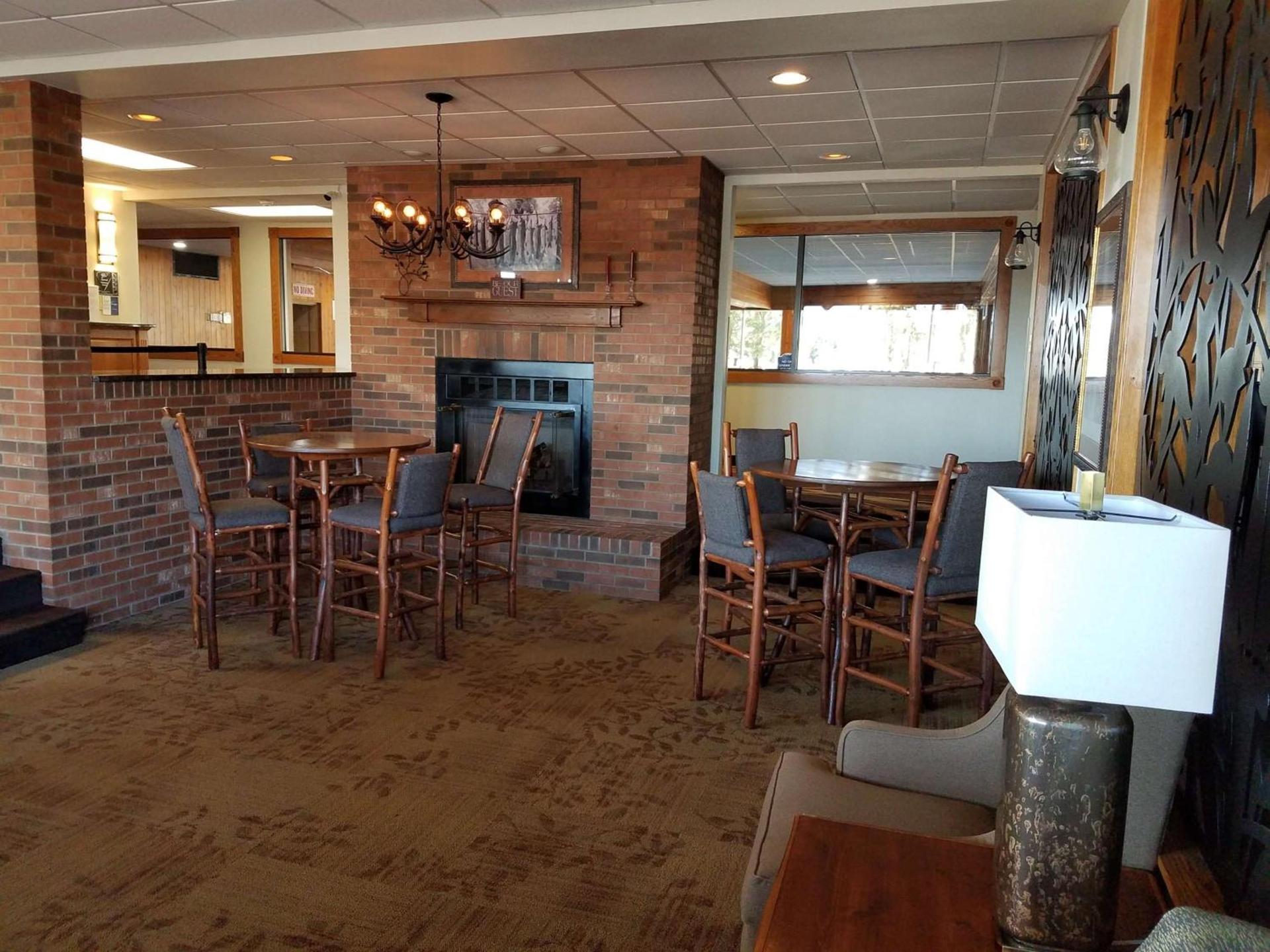 Best Western Plus Concord Inn photo 5