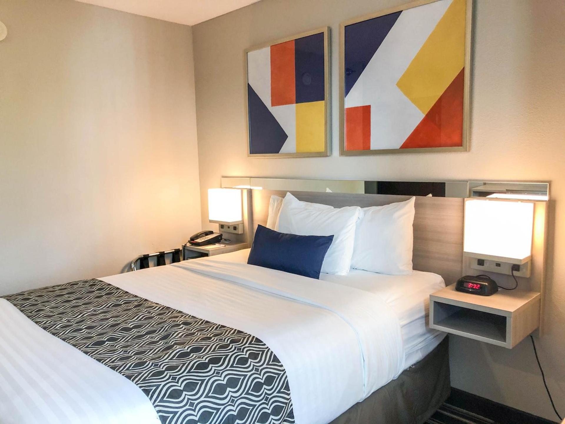 Microtel Inn & Suites by Wyndham Eagan/St Paul photo 18