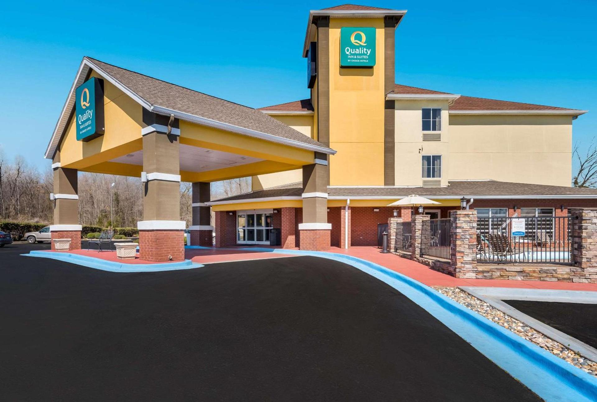 Quality Inn & Suites Huntsville Research Park Area photo 2