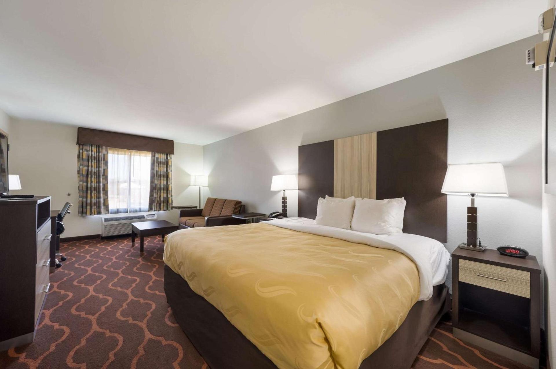 Quality Inn & Suites Huntsville Research Park Area photo 23