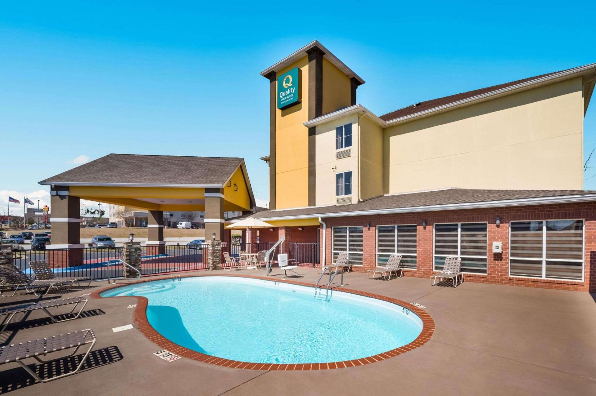 Quality Inn & Suites Huntsville Research Park Area photo 30