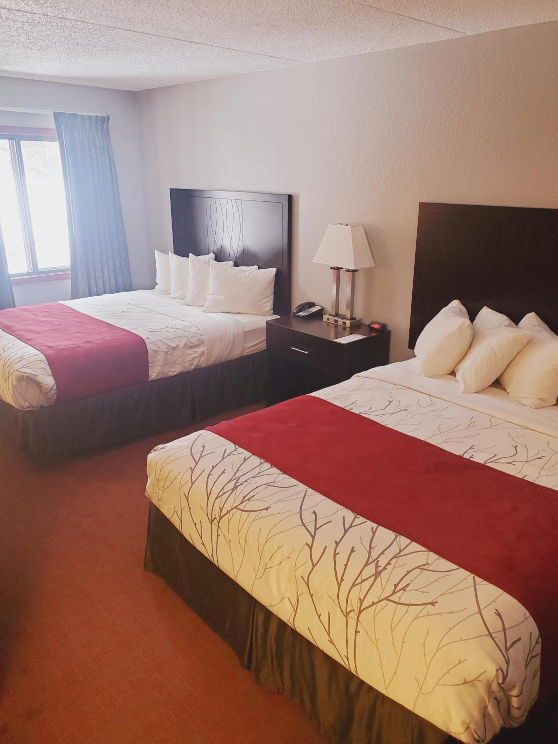 Blackstone Lodge and Suites photo 25