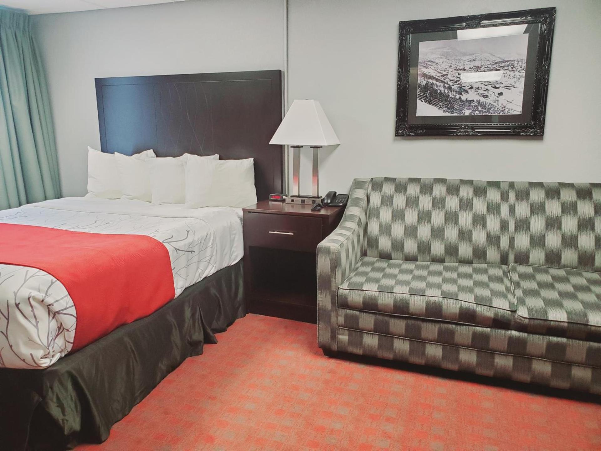 Blackstone Lodge and Suites photo 38