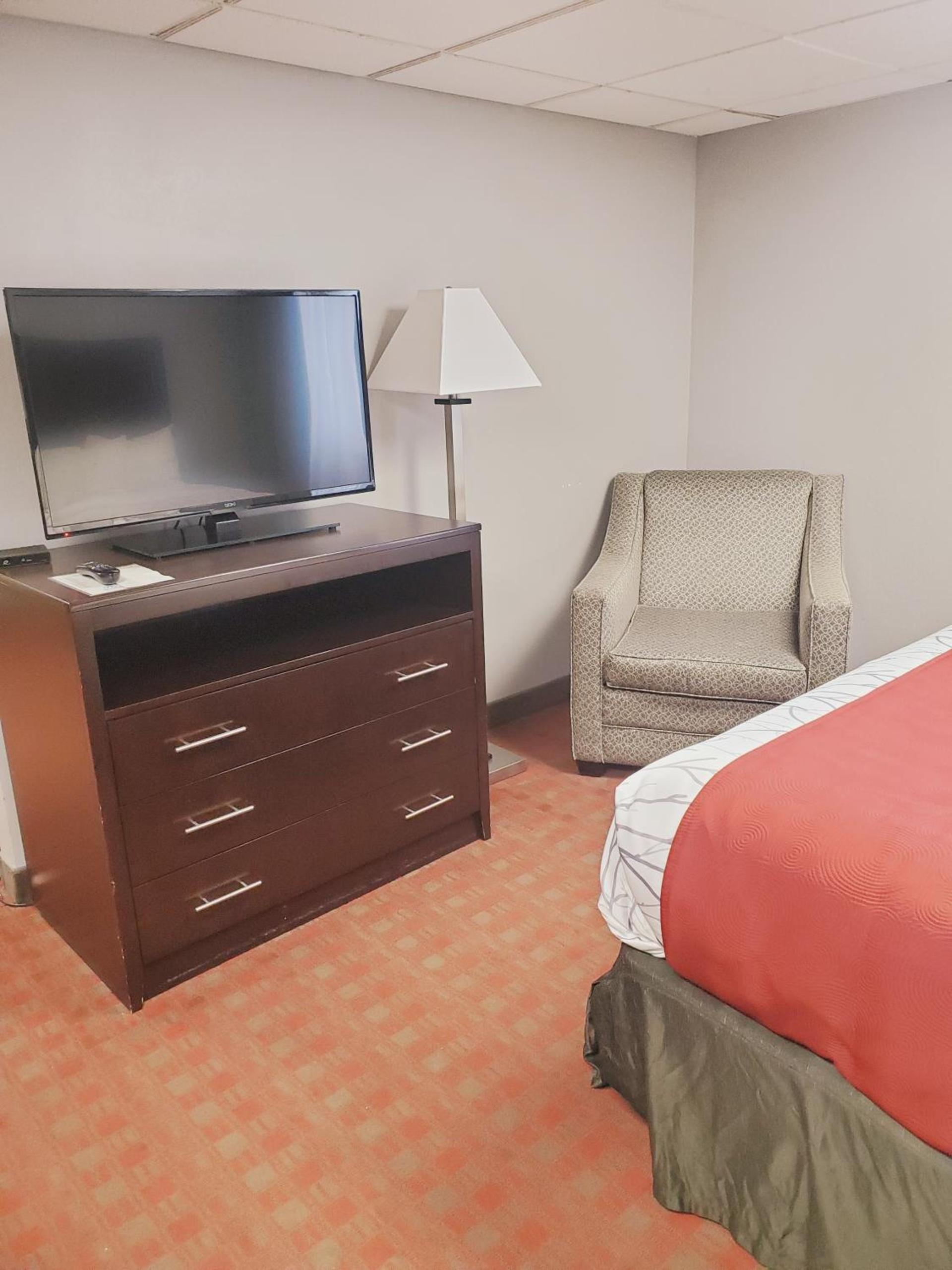 Blackstone Lodge and Suites photo 39
