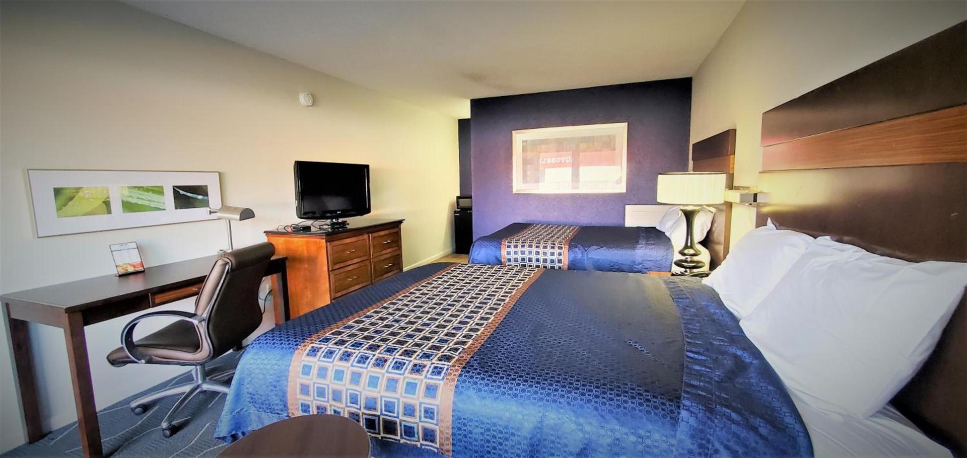Economy 7 Inn- Newport News photo 11