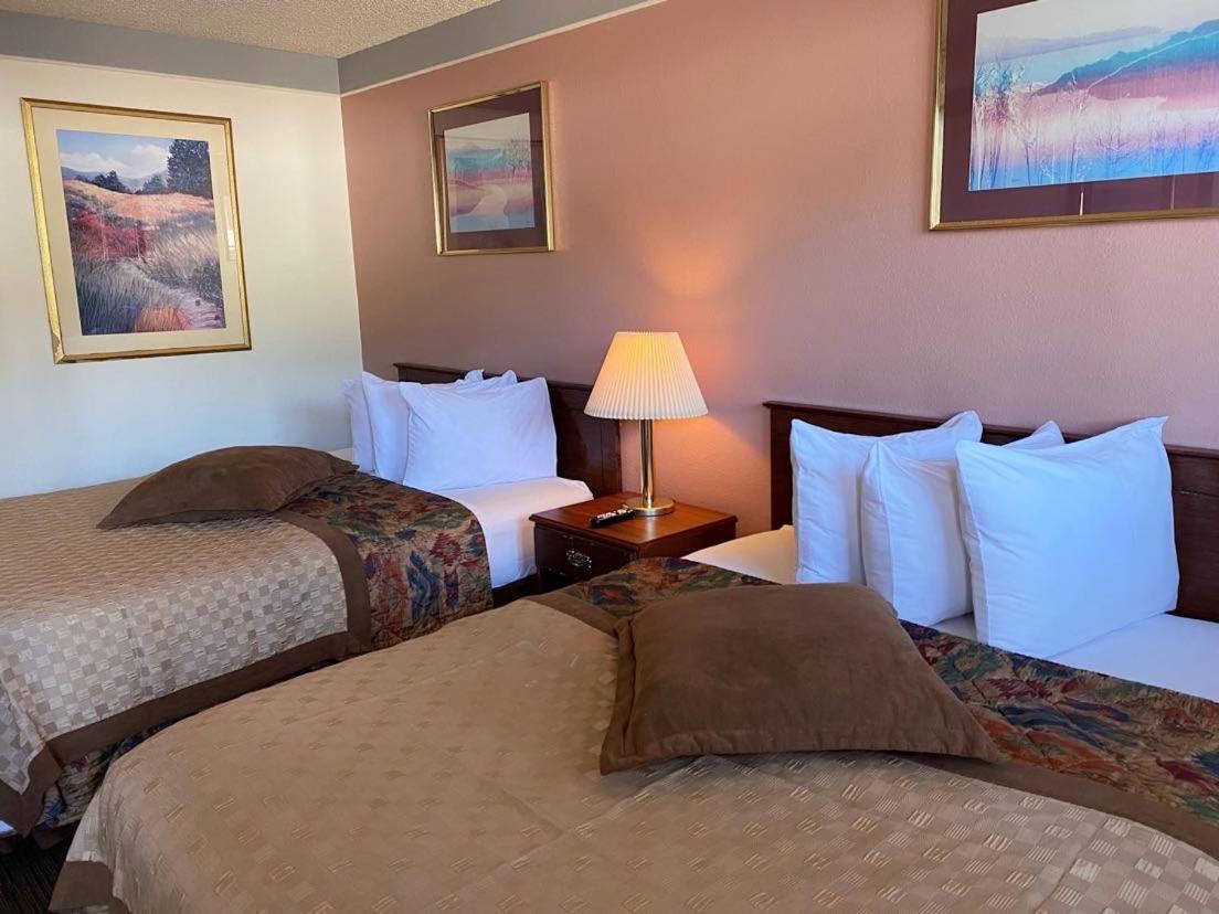 Value Lodge Inn photo 10