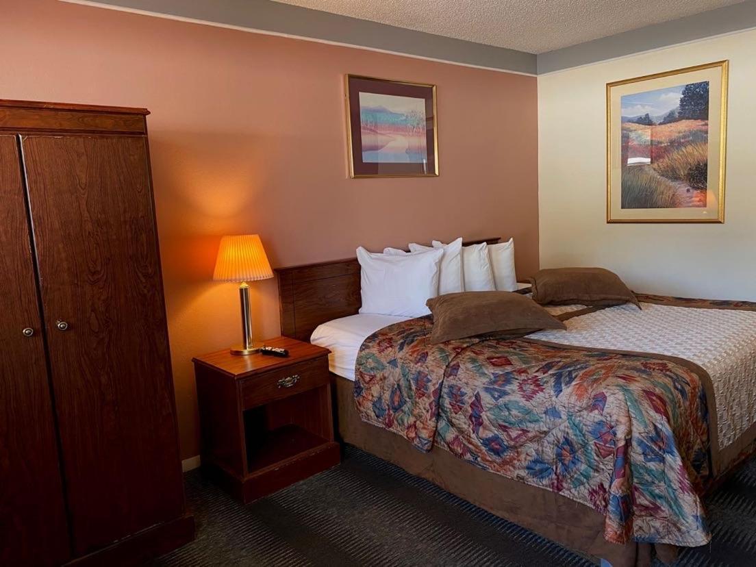 Value Lodge Inn photo 17