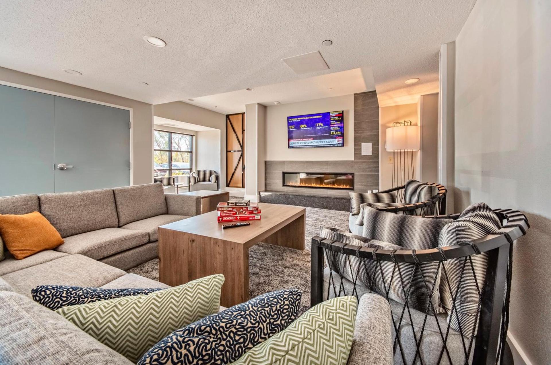 Staybridge Suites Cedar Rapids North by IHG photo 7