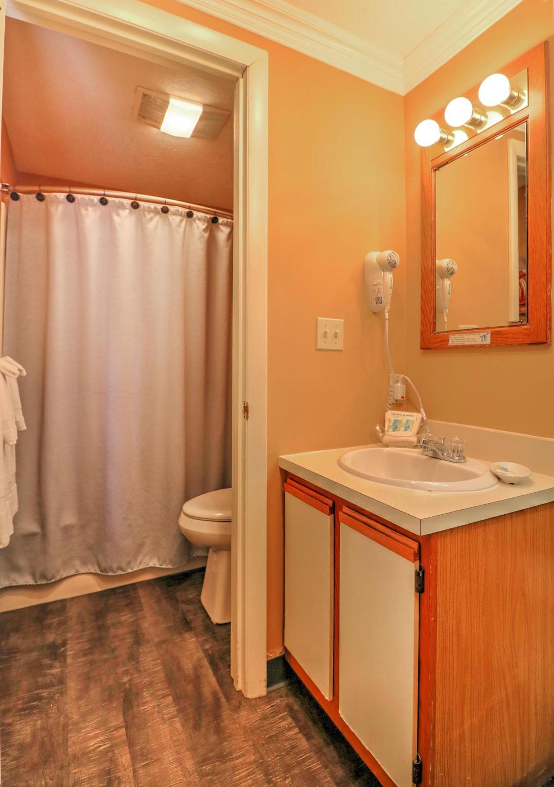 Sea Mist Resort Motel photo 43