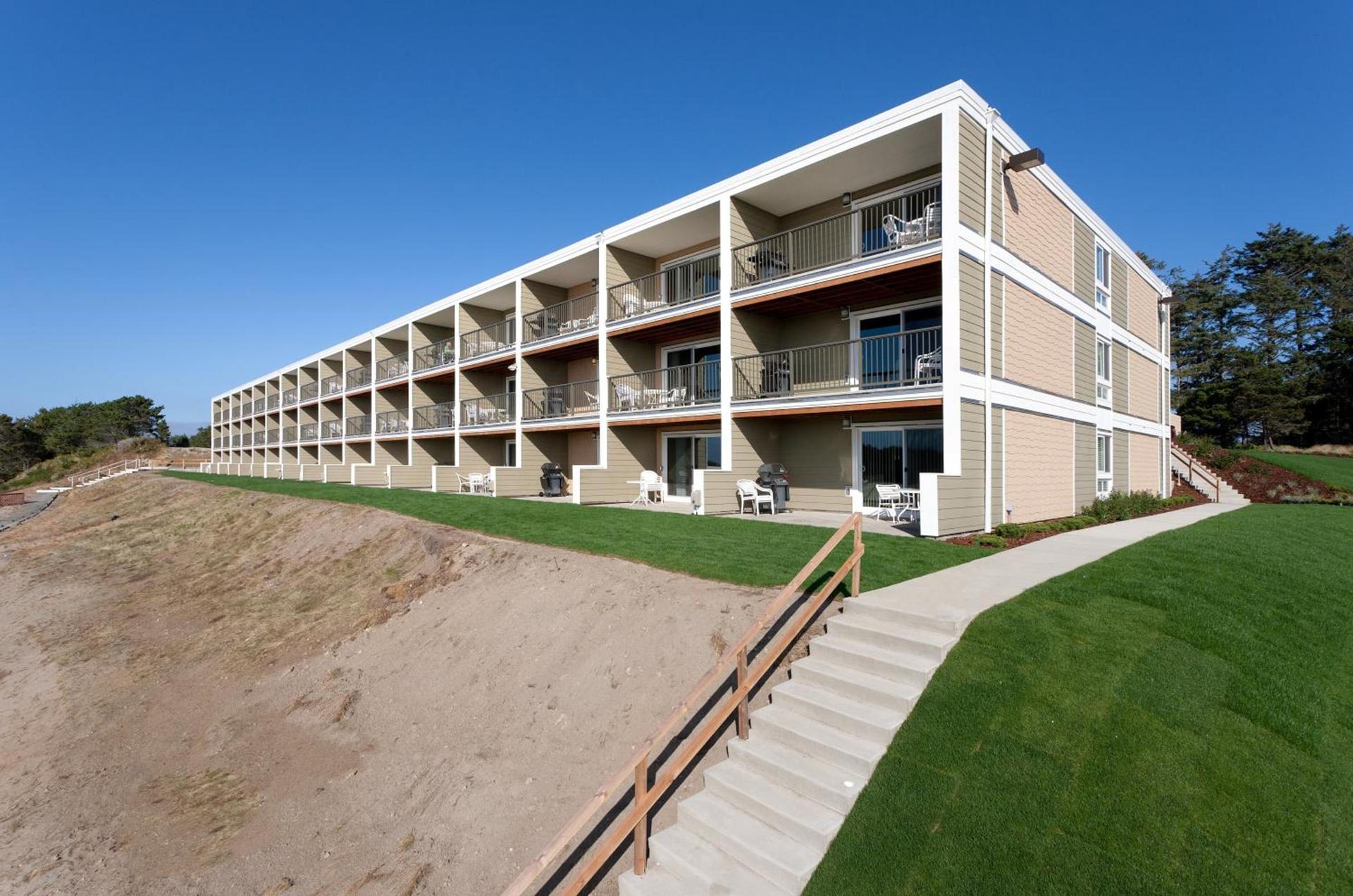 WorldMark Surfside Inn photo 16