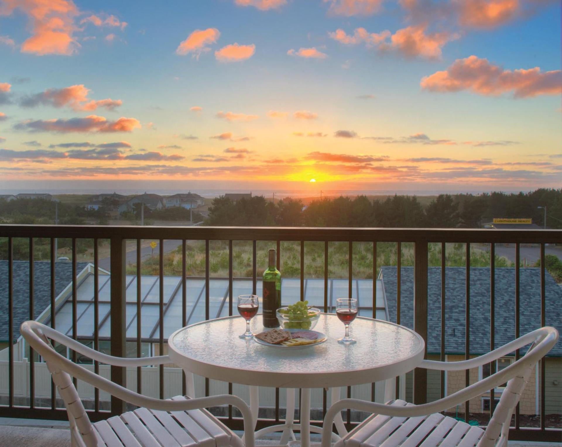WorldMark Surfside Inn photo 8