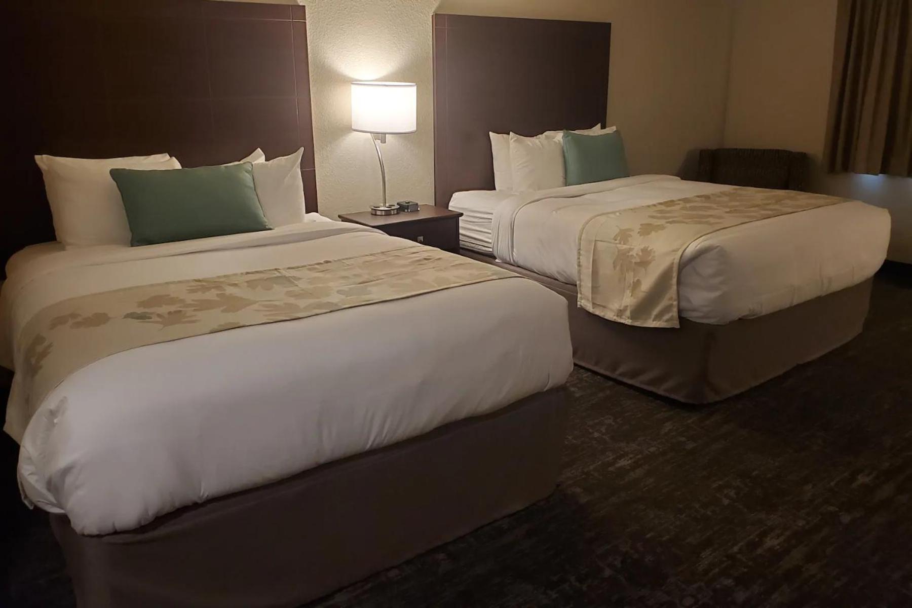Cobblestone Suites - Oshkosh photo 26