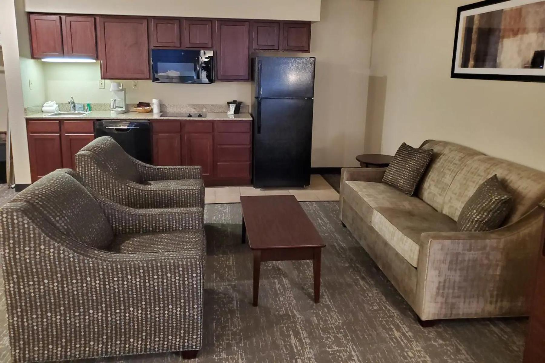Cobblestone Suites - Oshkosh photo 32