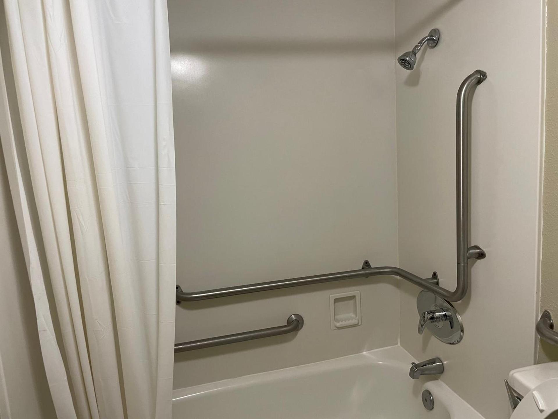 Quality Inn & Suites Tuscaloosa near University photo 42