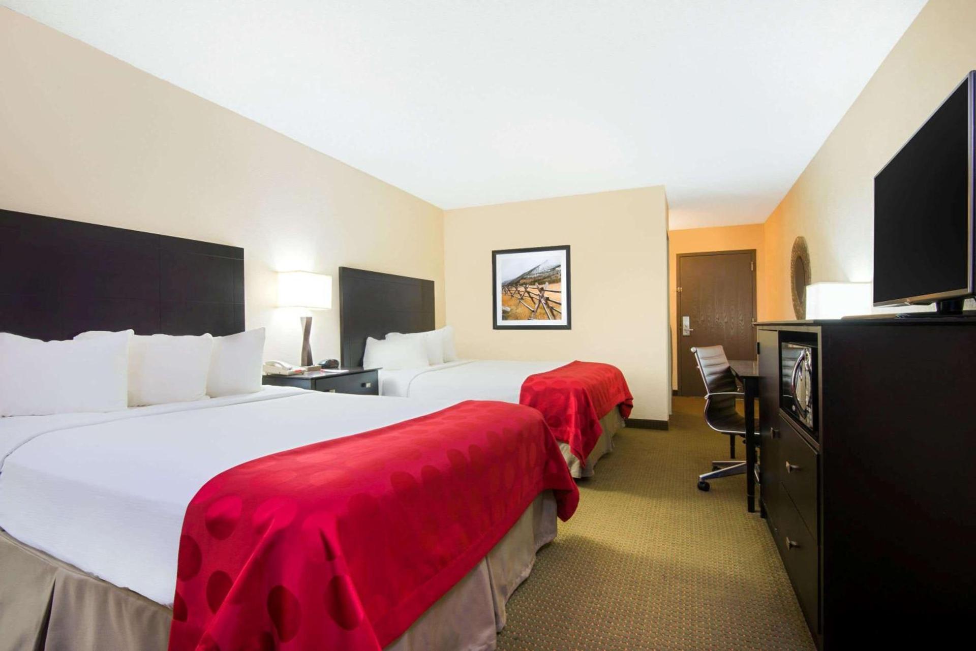 Red Lion Hotel Gillette photo 45