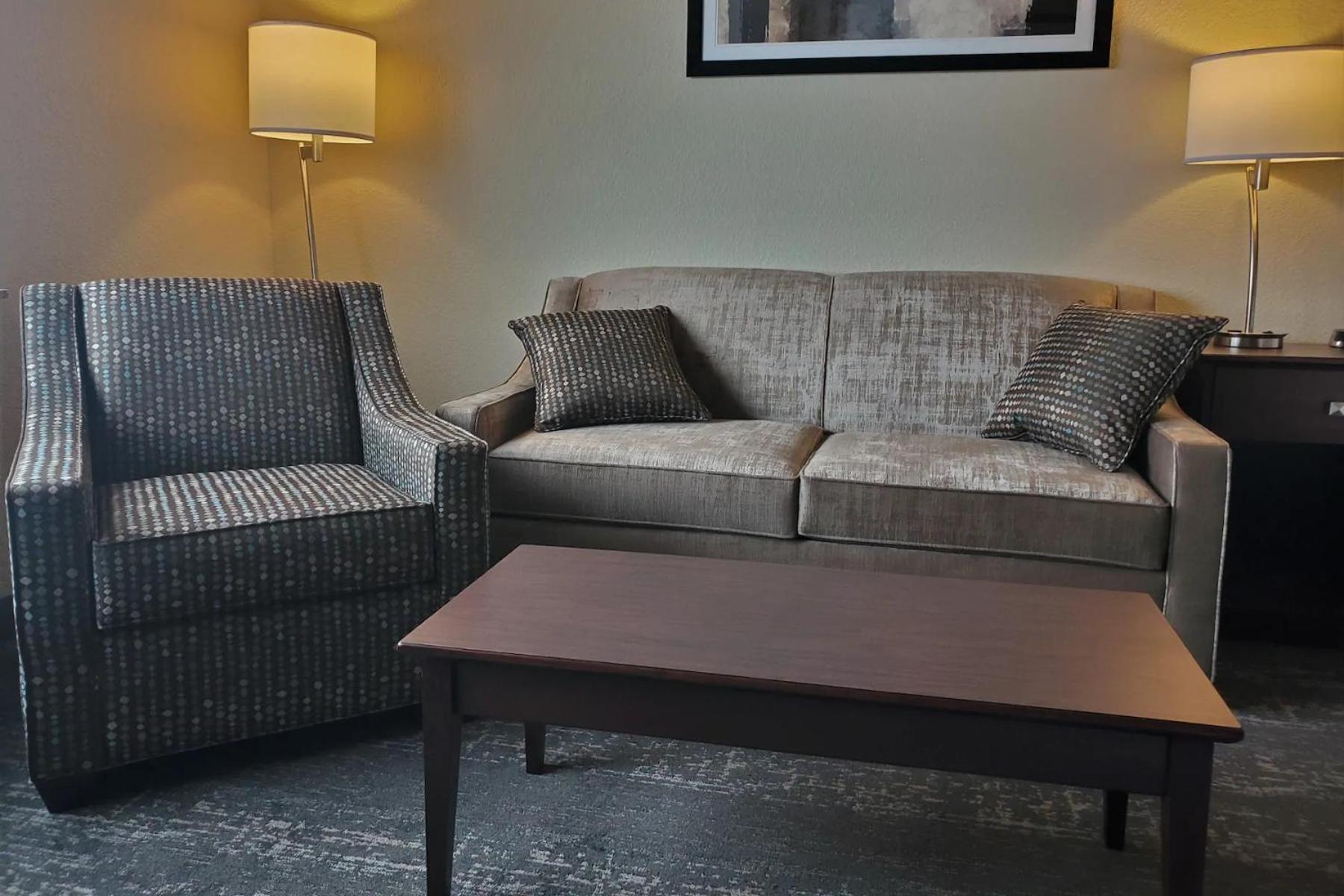 Cobblestone Suites - Oshkosh photo 33