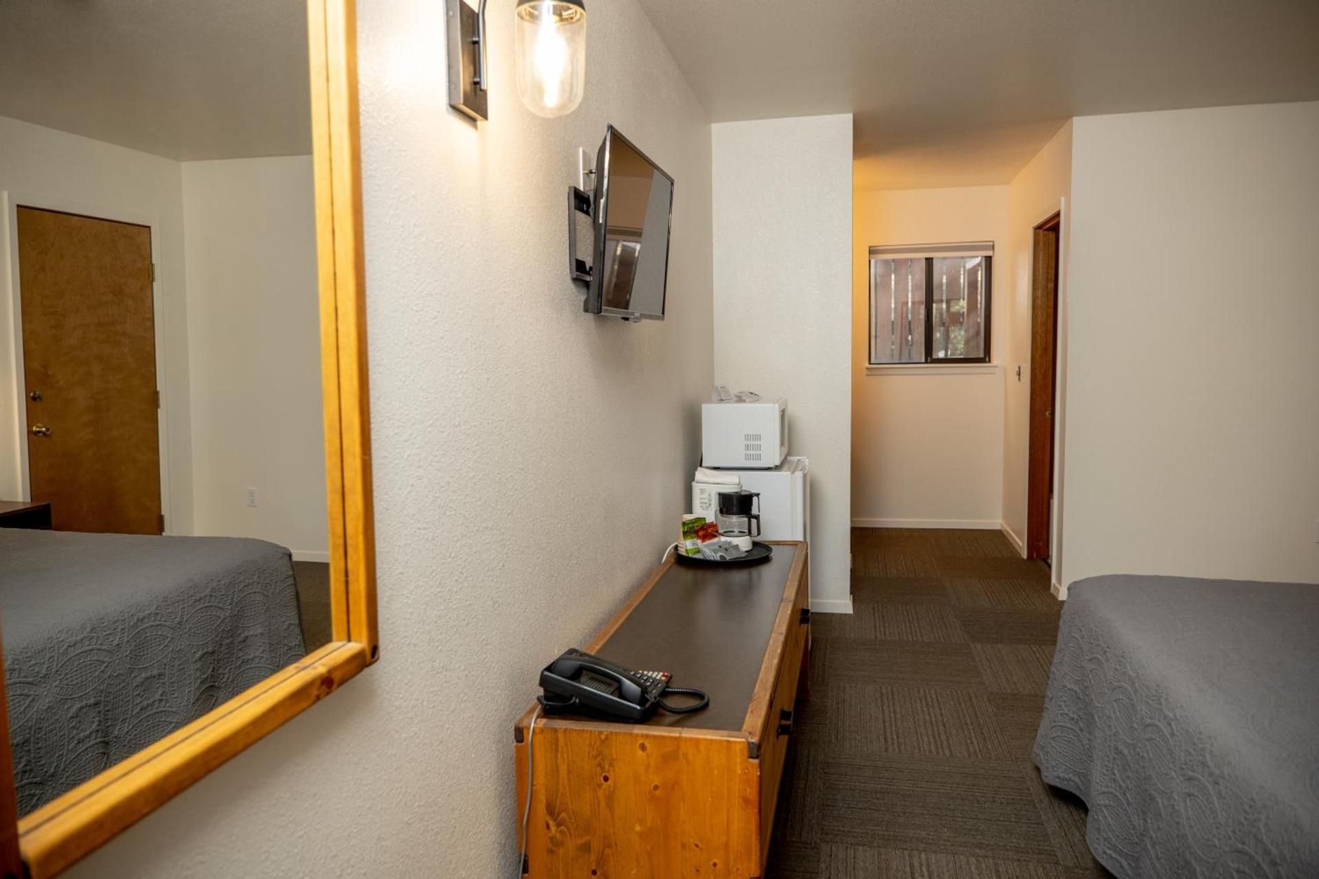 Eagle Cap Chalets photo 4