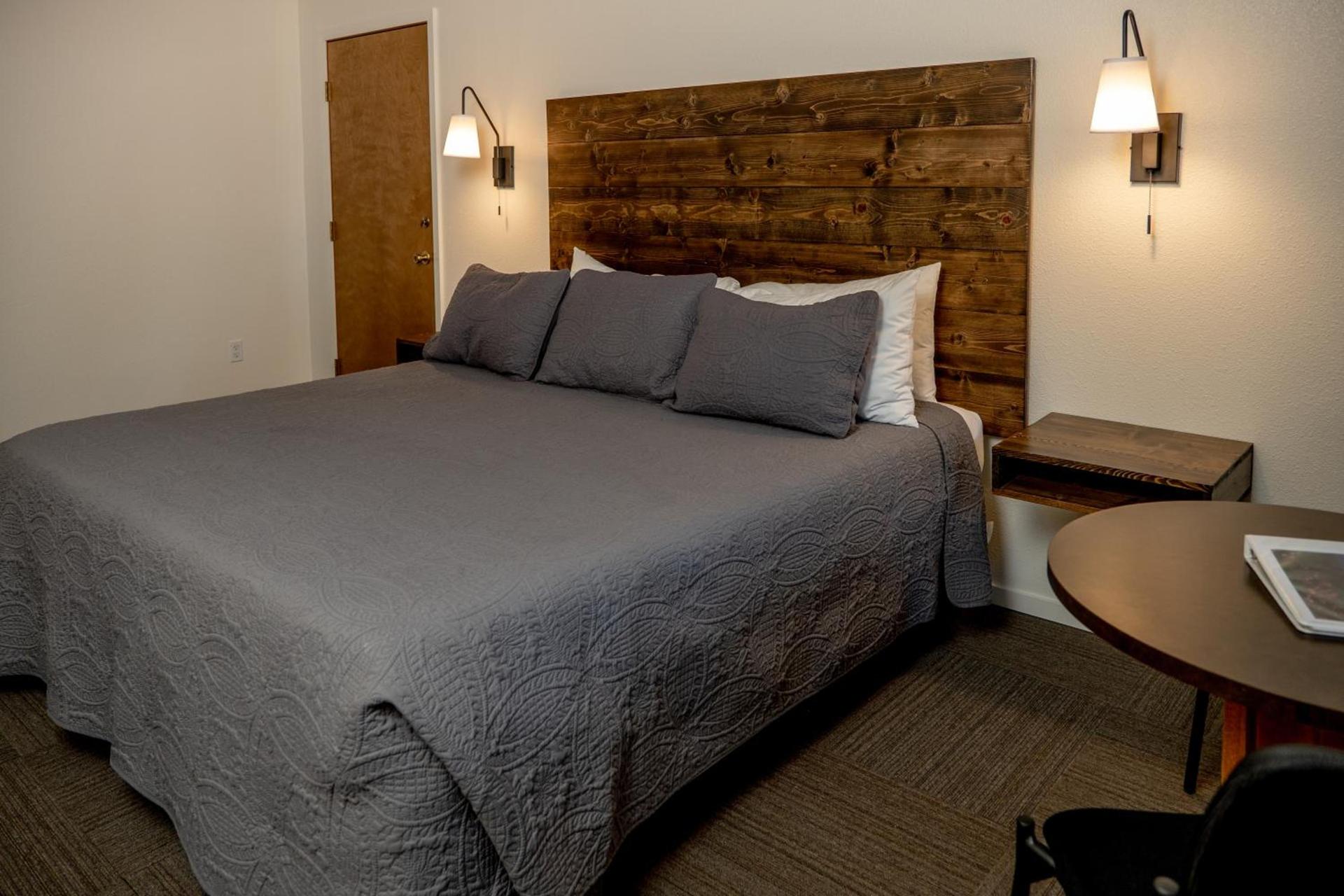 Eagle Cap Chalets photo 5
