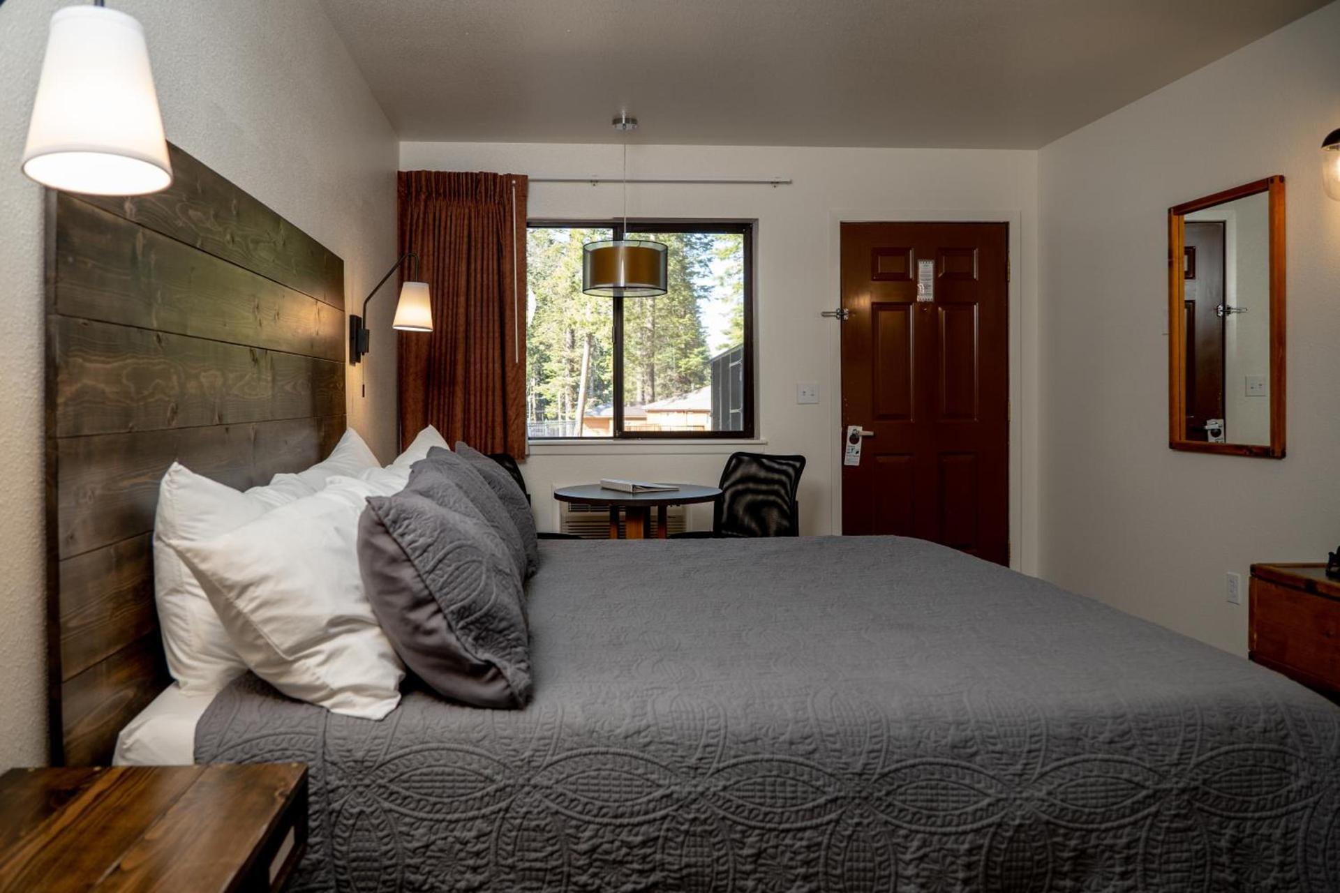 Eagle Cap Chalets photo 7