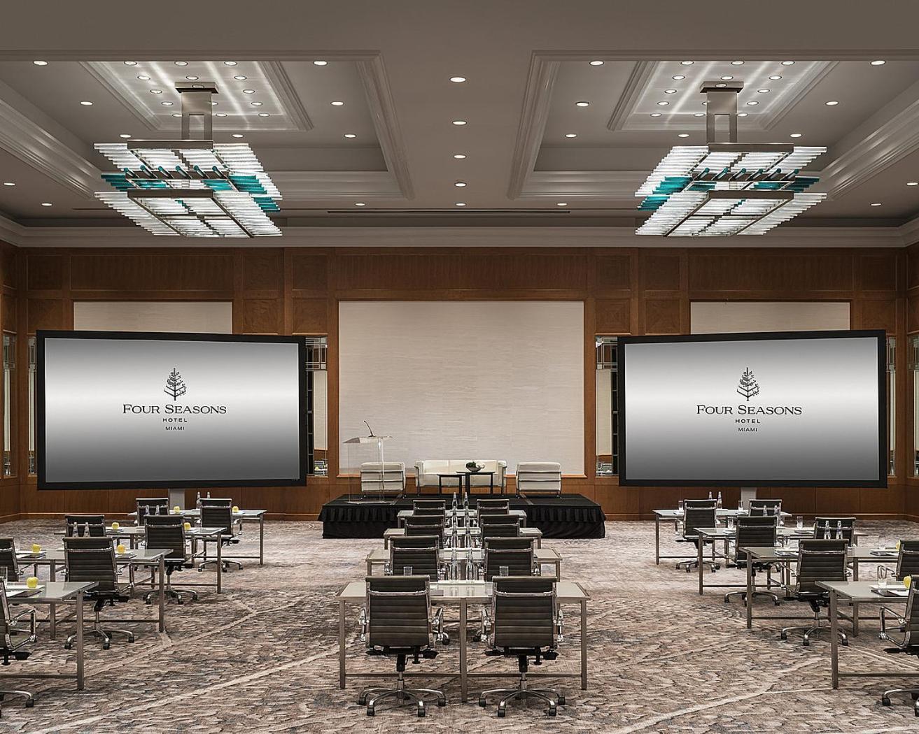 Four Seasons Hotel Miami photo 26