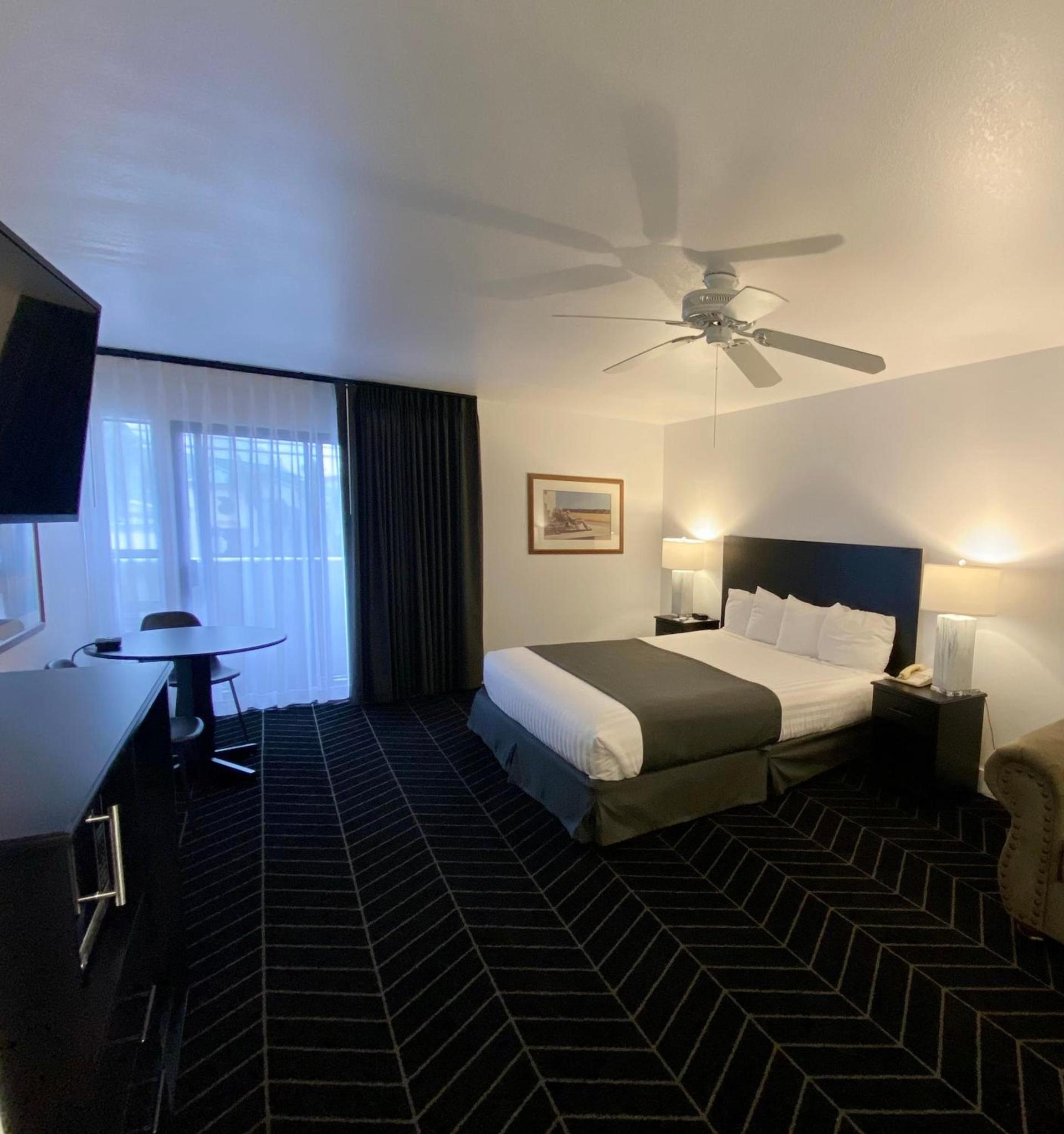 Masterpiece Hotel photo 5