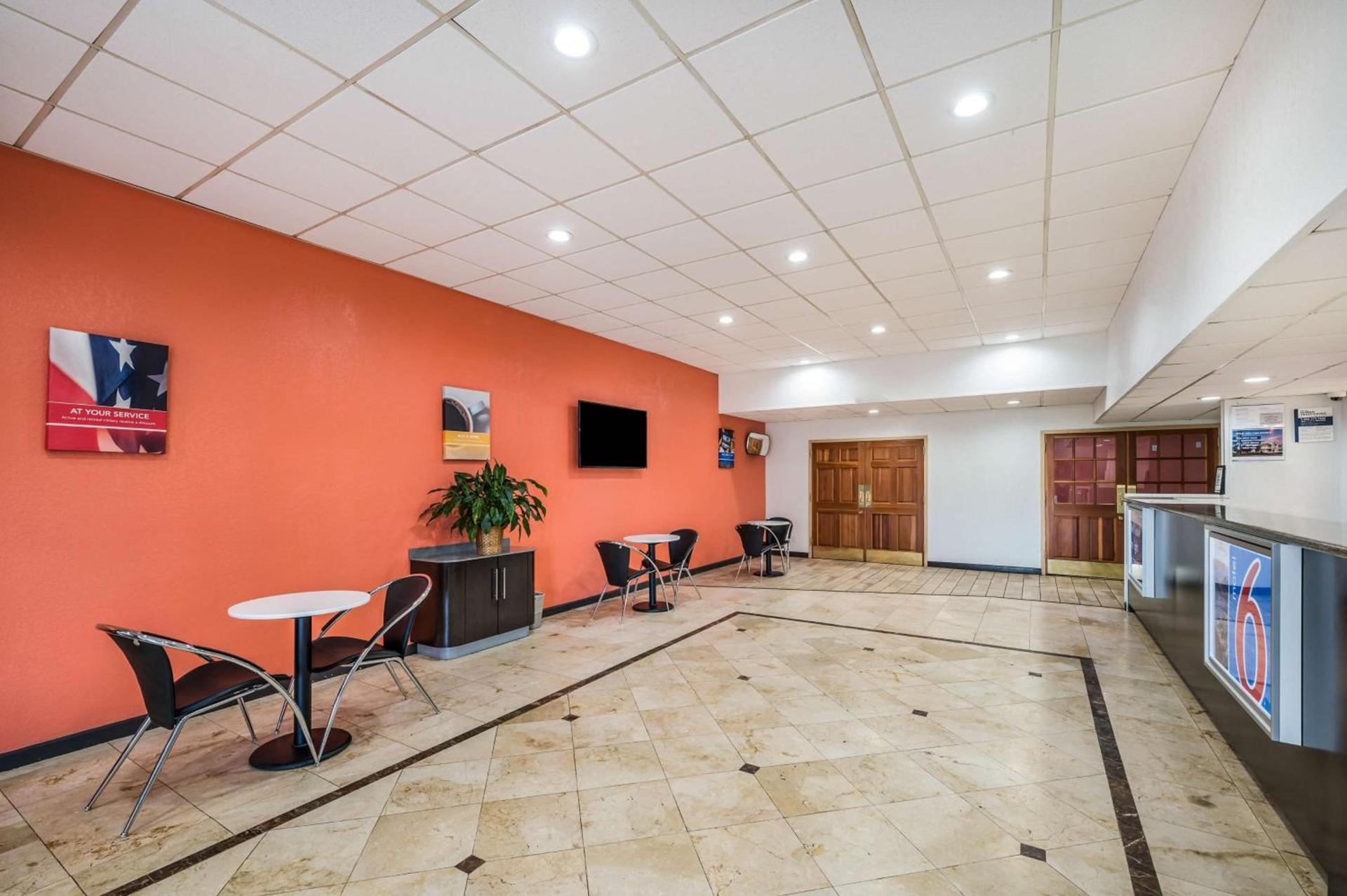 Motel 6-Henderson, TX photo 24