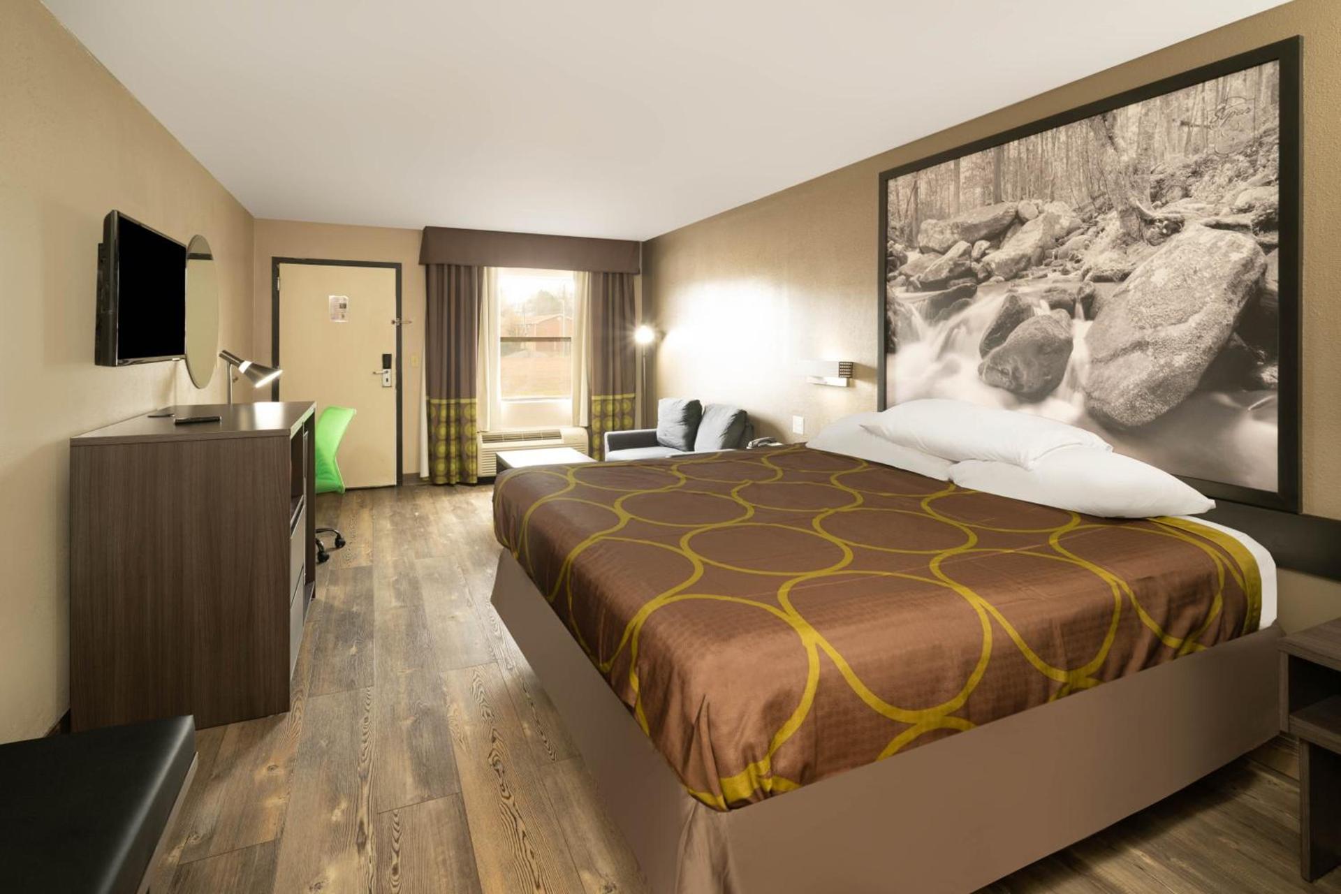 Super 8 by Wyndham Cleveland photo 39