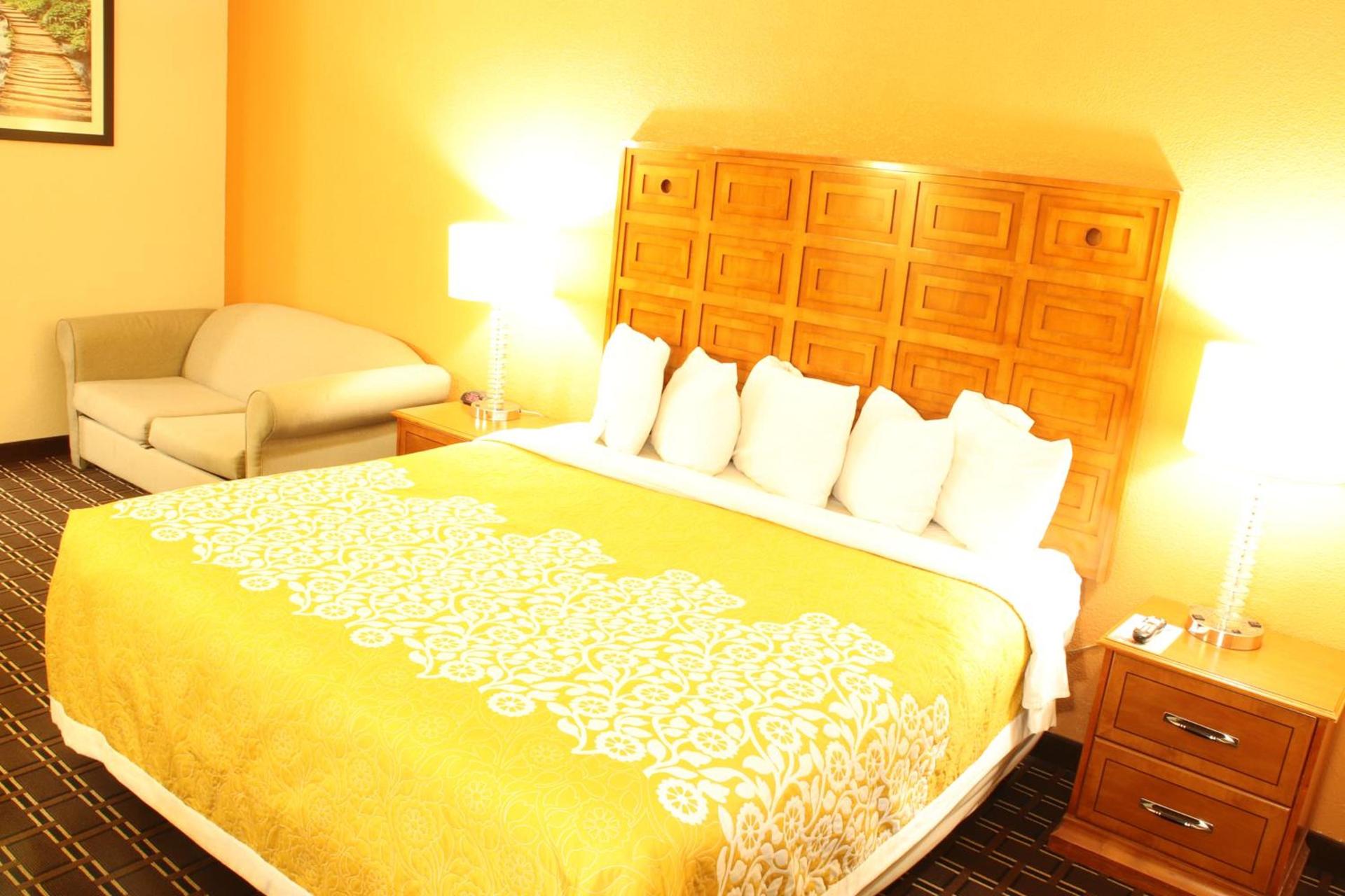 Days Inn by Wyndham Black River Falls - Access to ATV Trail photo 22
