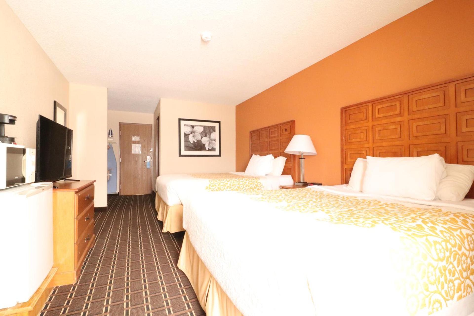 Days Inn by Wyndham Black River Falls - Access to ATV Trail photo 26
