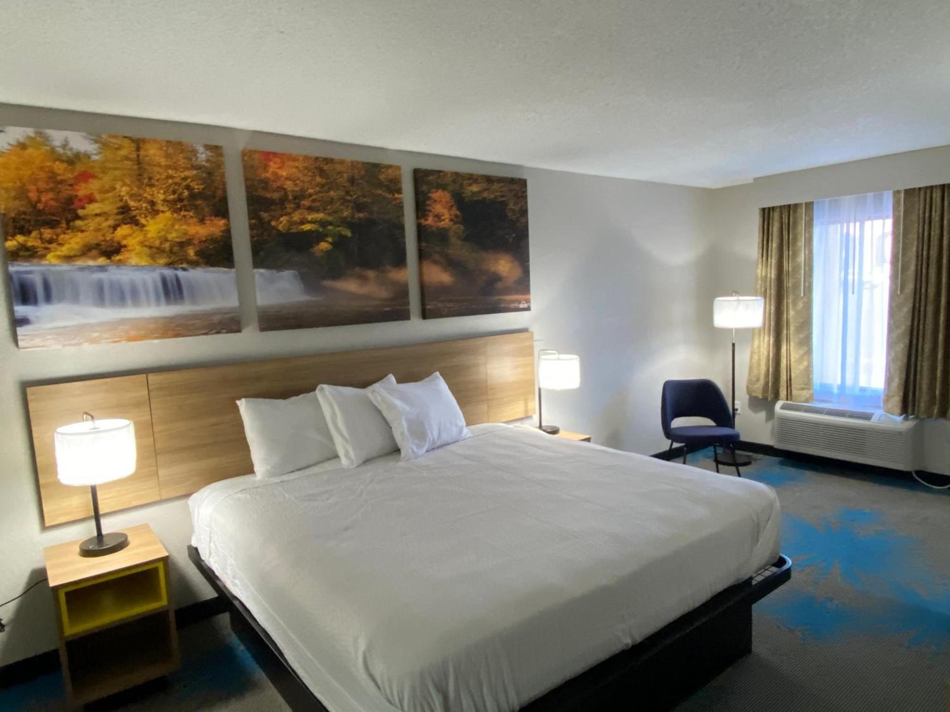 HomeLodge Newnan photo 2