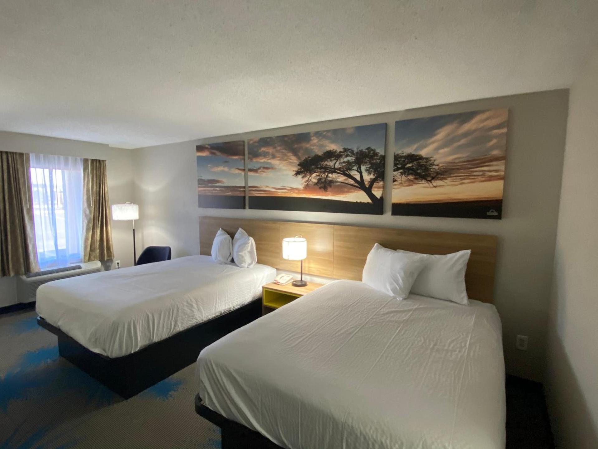 HomeLodge Newnan photo 4