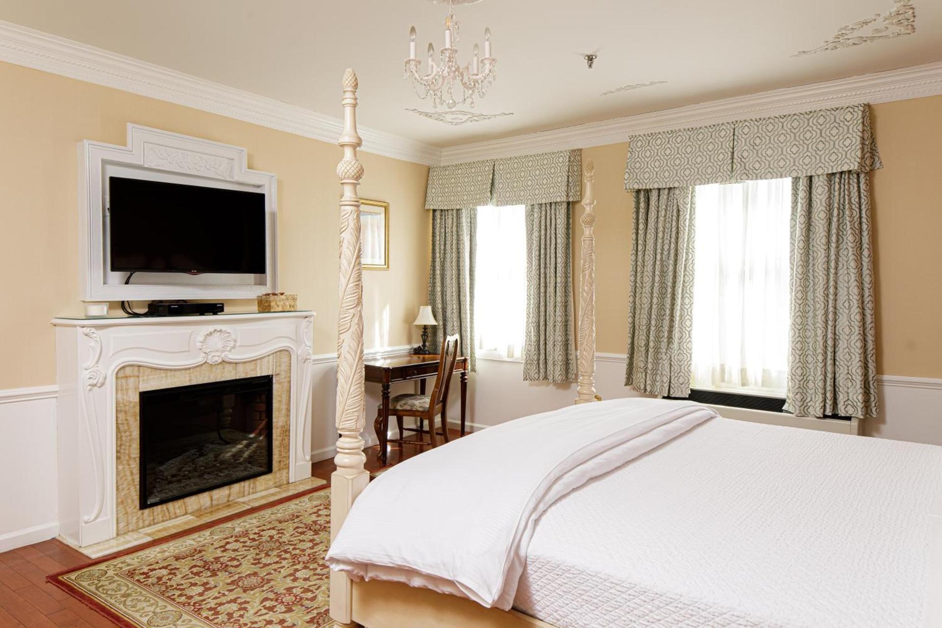 The Litchfield Inn photo 65