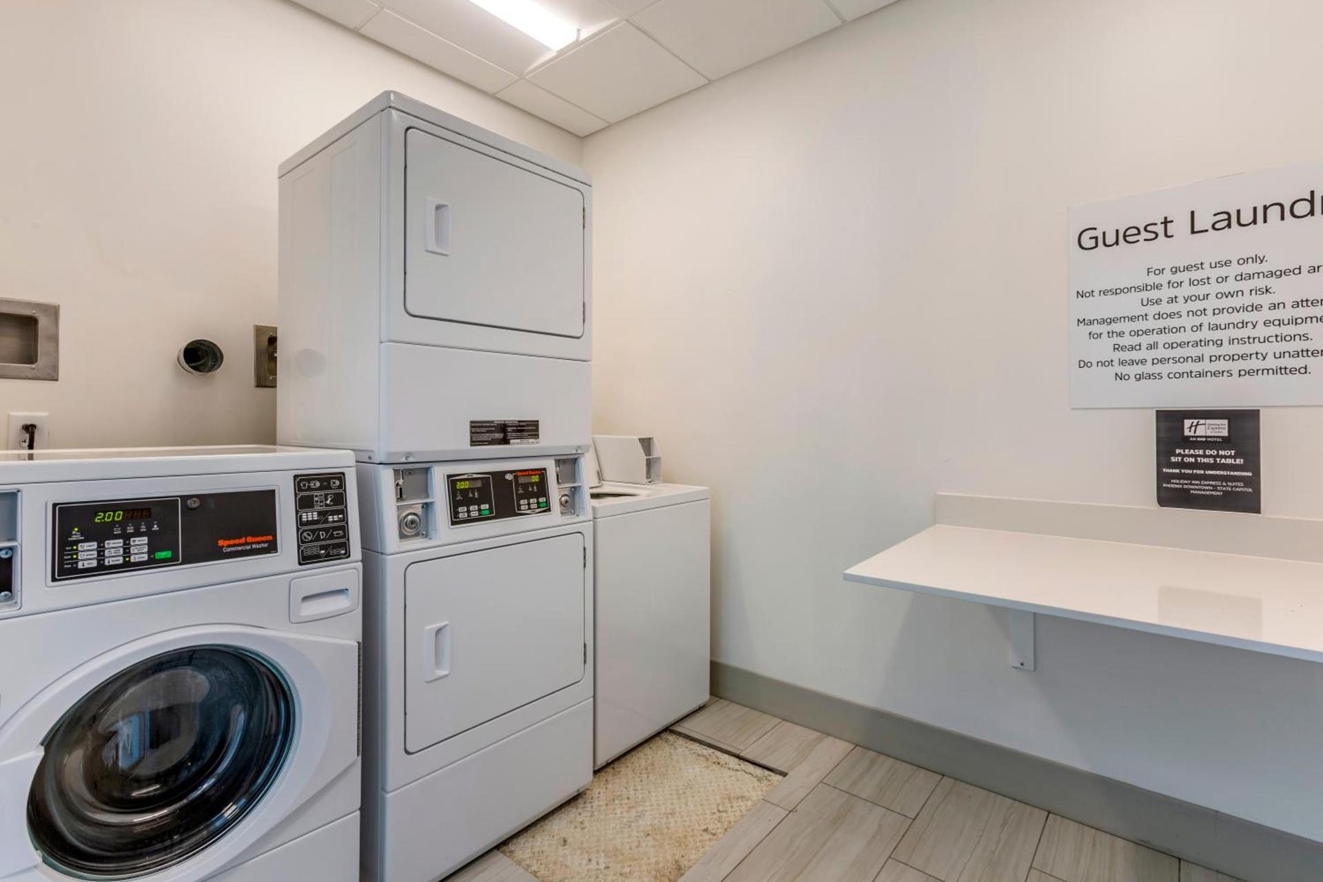 Holiday Inn Express & Suites - Phoenix Dwtn - State Capitol by IHG photo 37