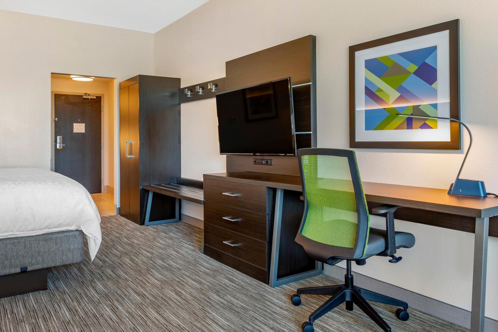 Holiday Inn Express & Suites - Phoenix Dwtn - State Capitol by IHG photo 26