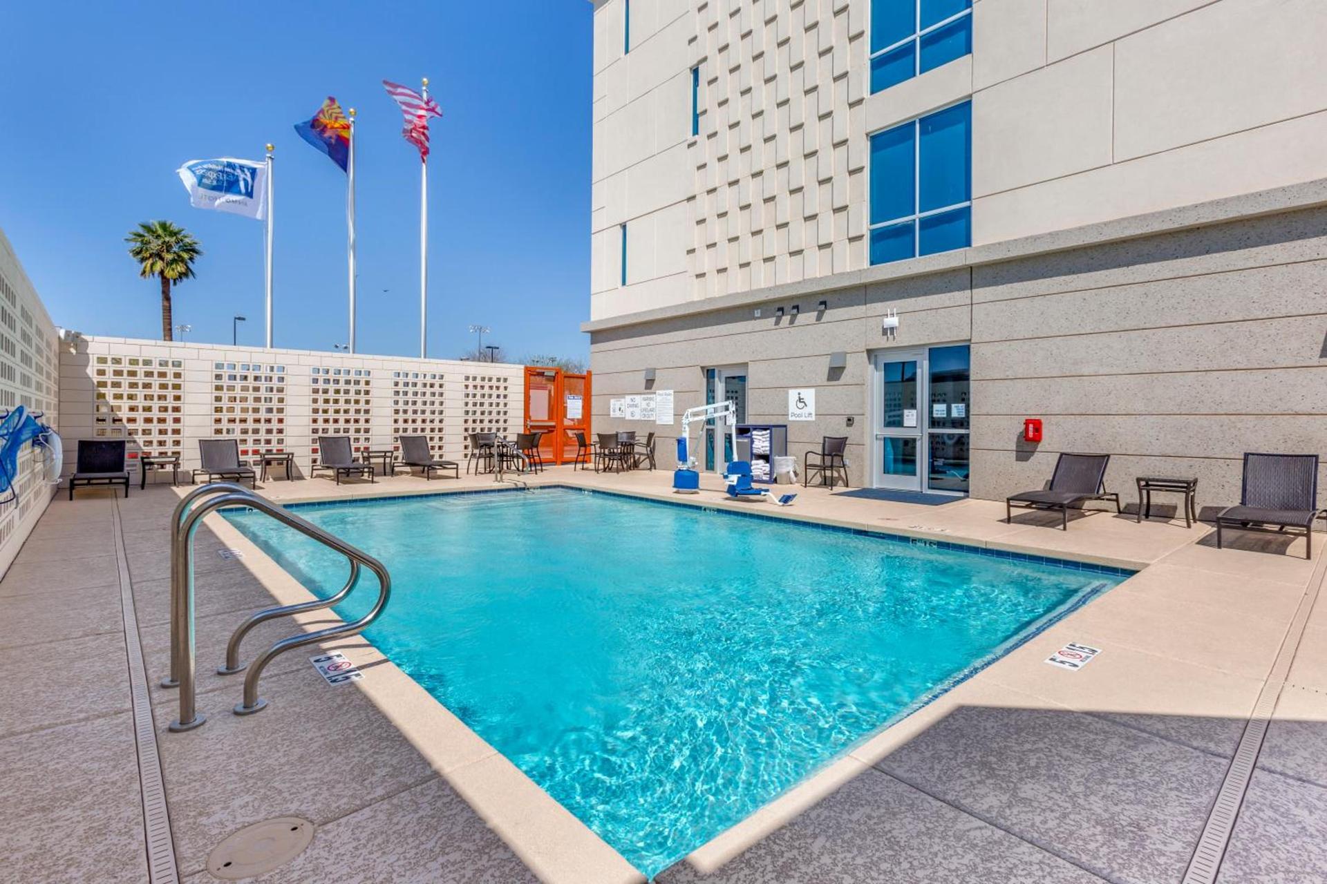 Holiday Inn Express & Suites - Phoenix Dwtn - State Capitol by IHG photo 43