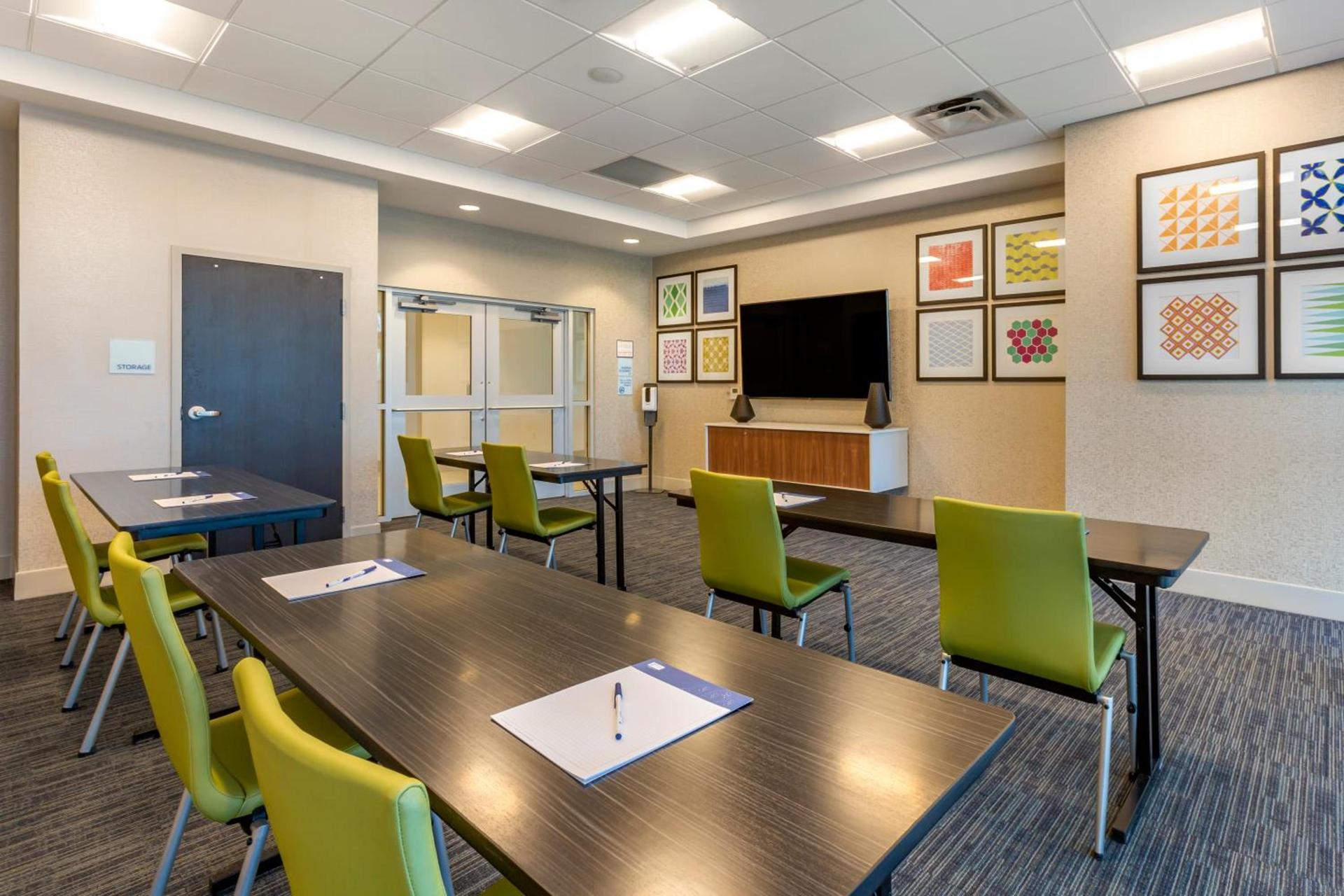 Holiday Inn Express & Suites - Phoenix Dwtn - State Capitol by IHG photo 41
