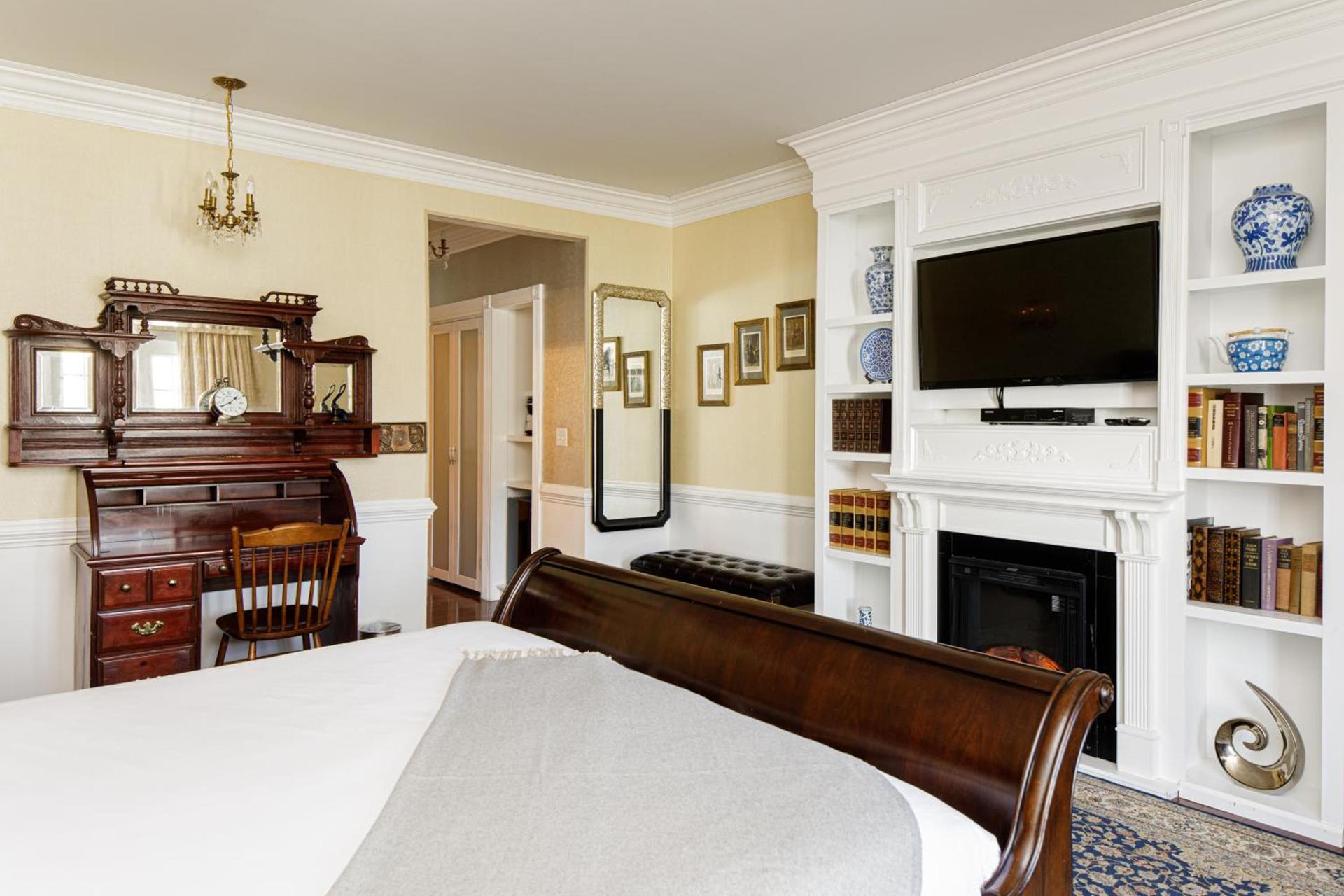 The Litchfield Inn photo 68