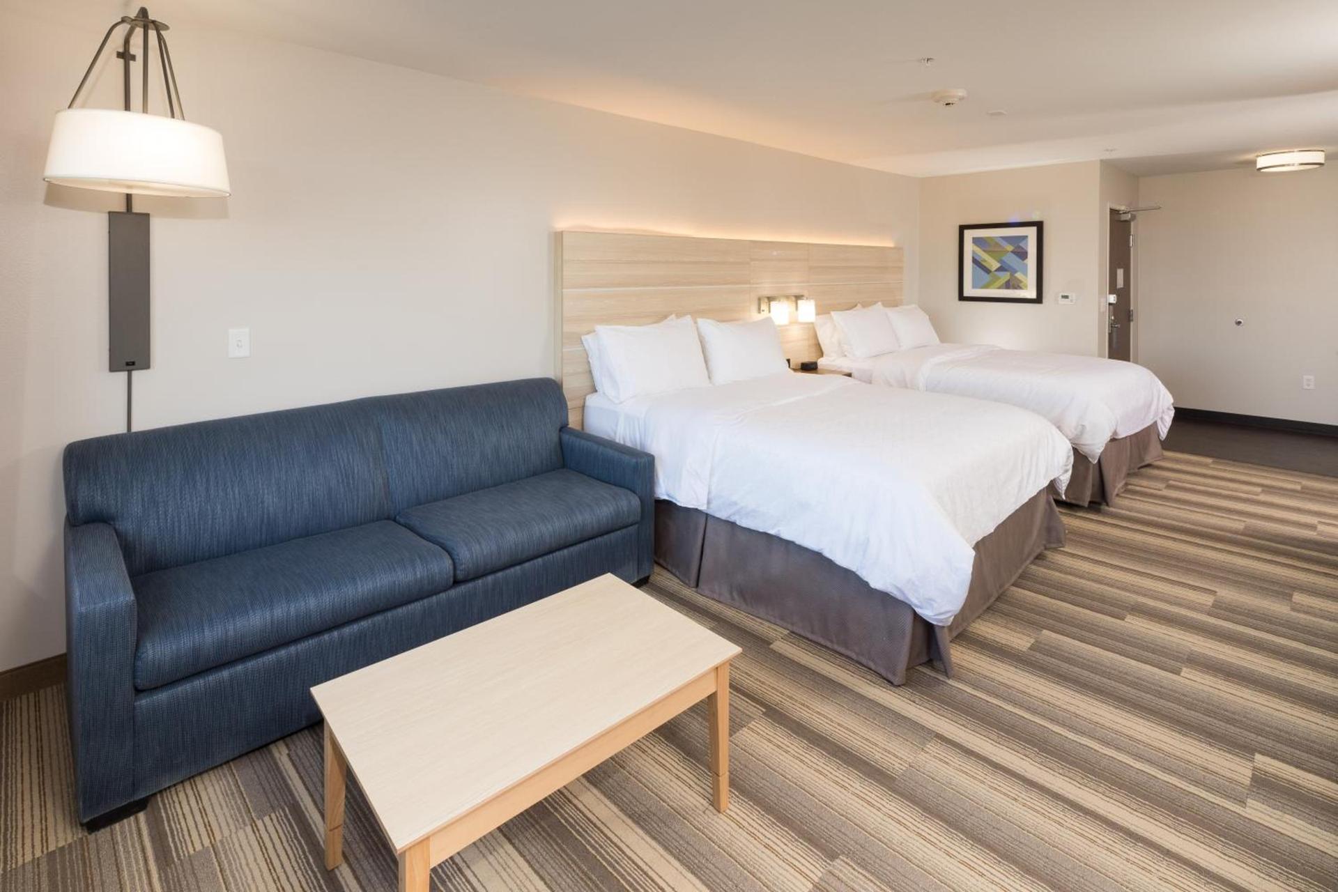 Holiday Inn Express Hotel & Suites Logansport by IHG photo 5