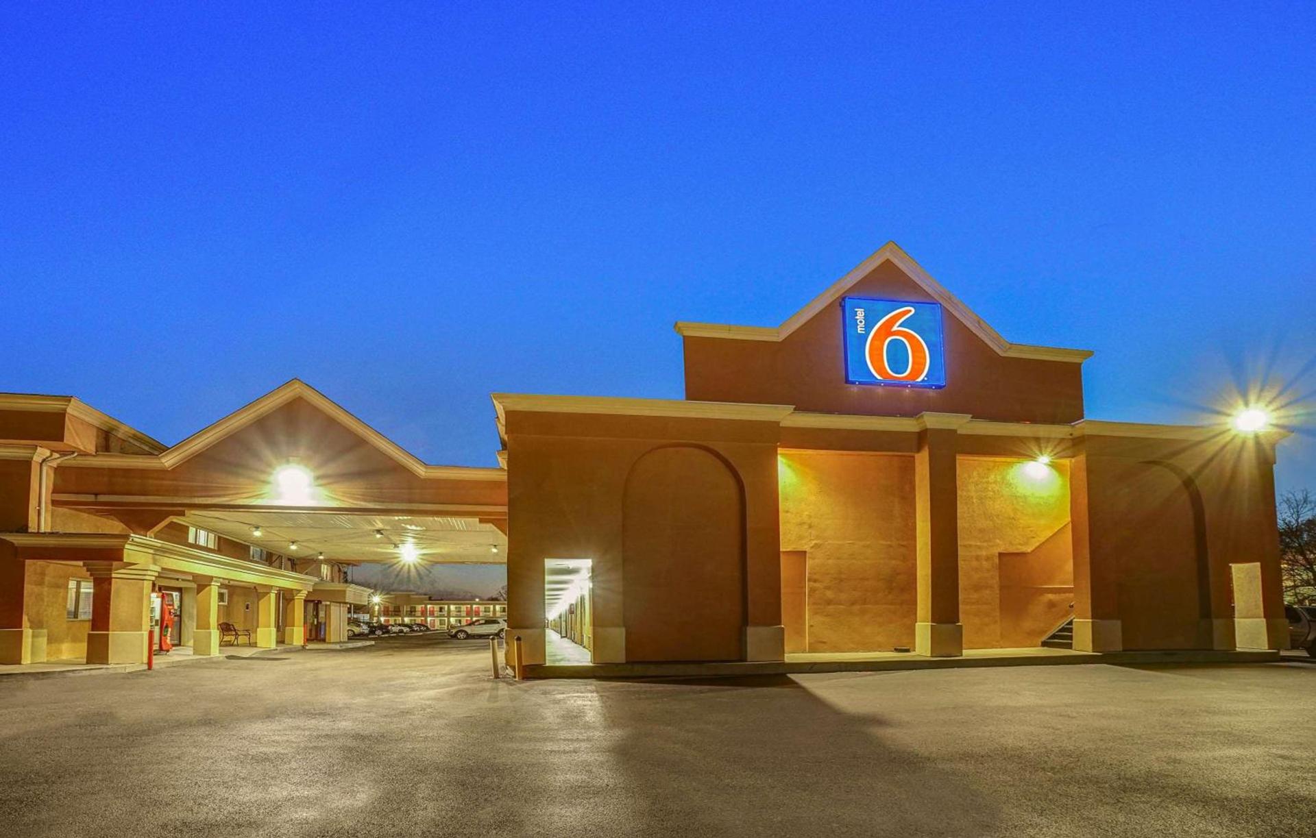 Motel 6 Lester - Philadelphia Airport photo 1