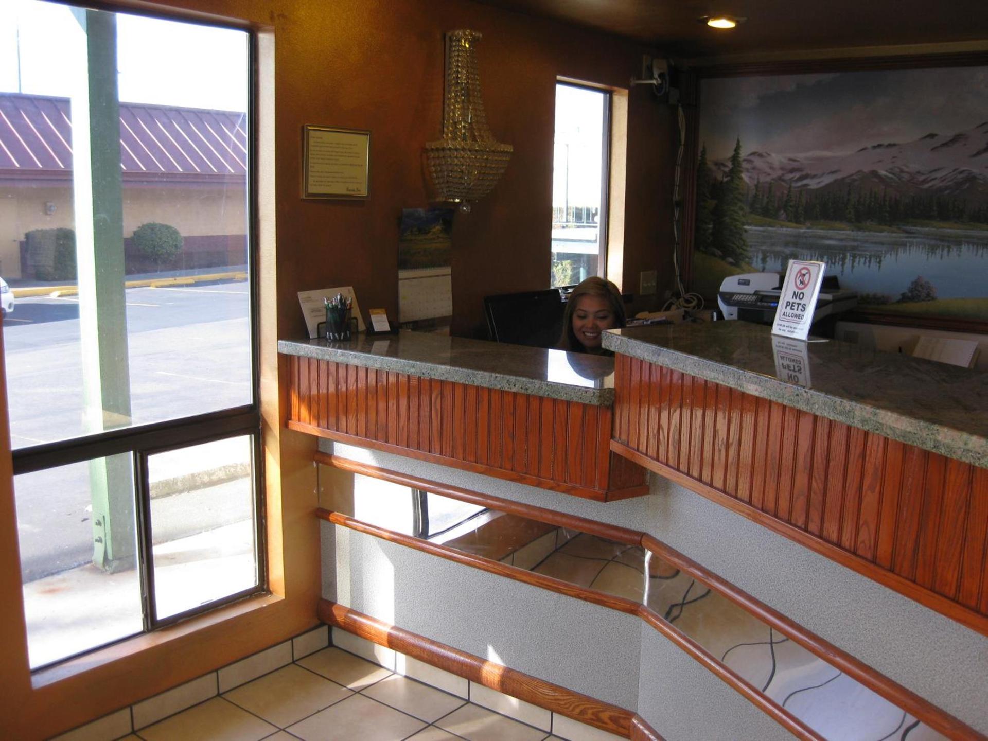 Sunrise Inn photo 46