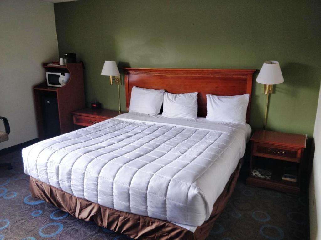 Ventura Grand Inn photo 9